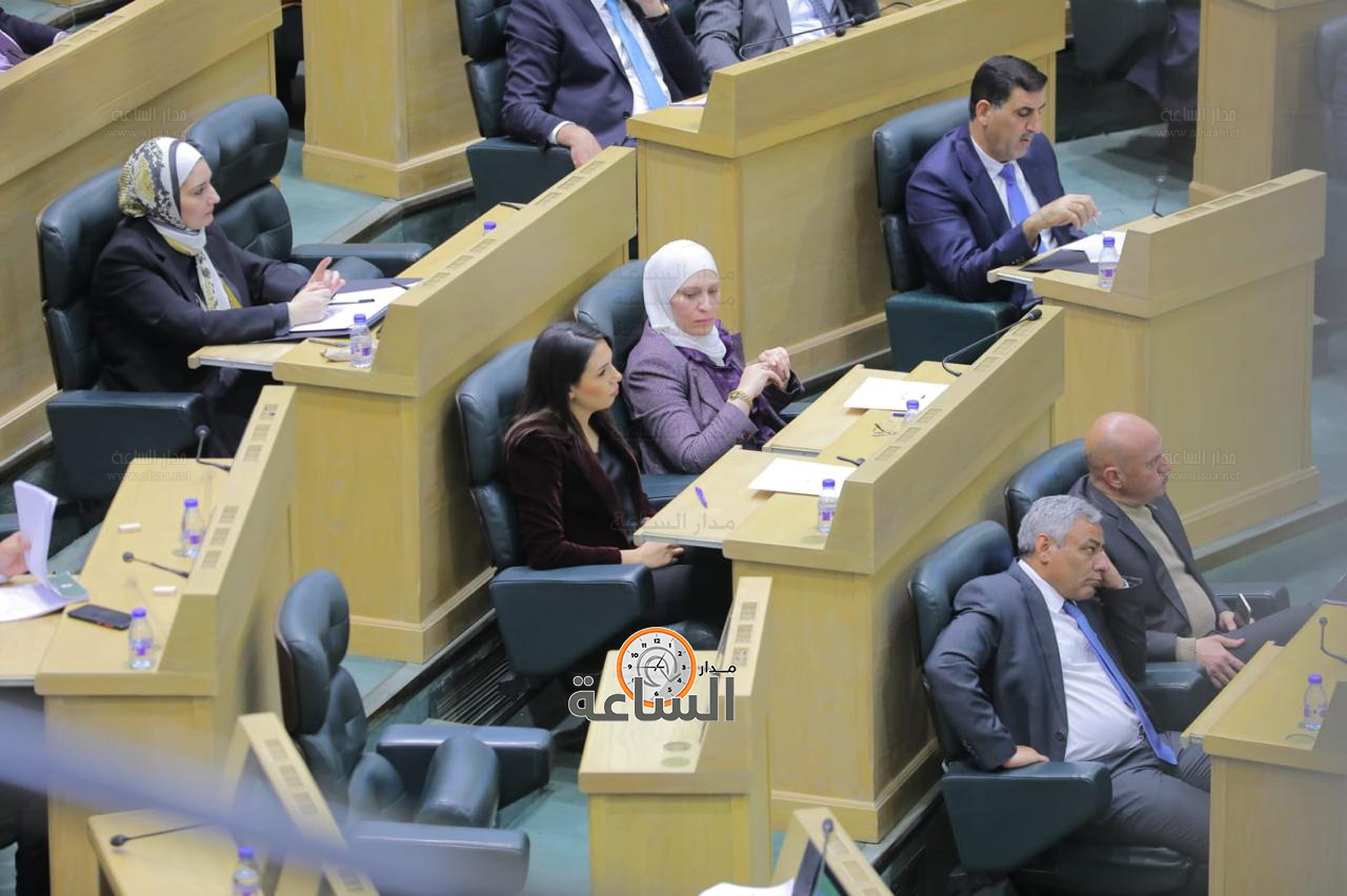 Madar Al-Saa Images 0.05572237627090981