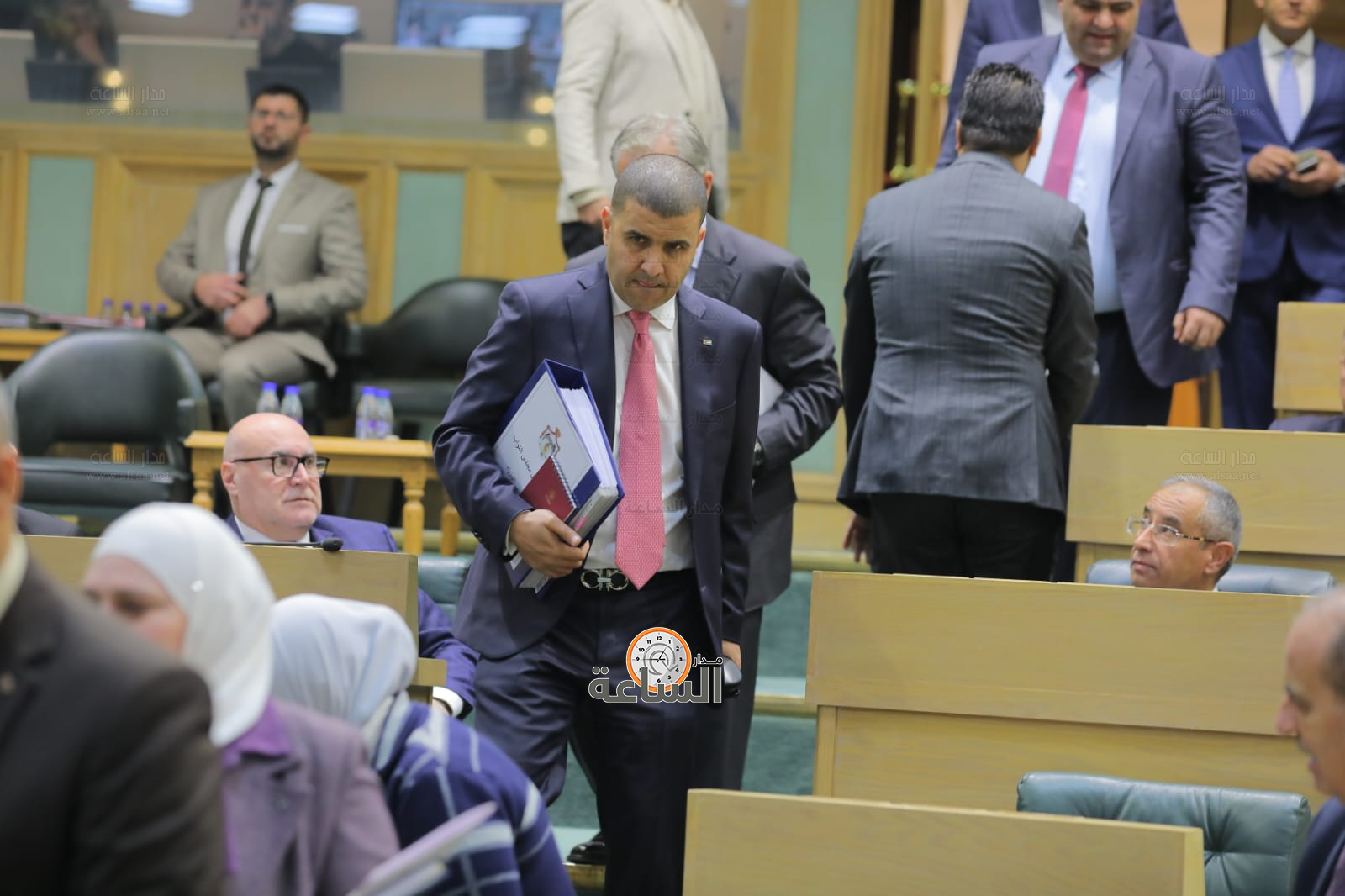 Madar Al-Saa Images 0.2875699188794085