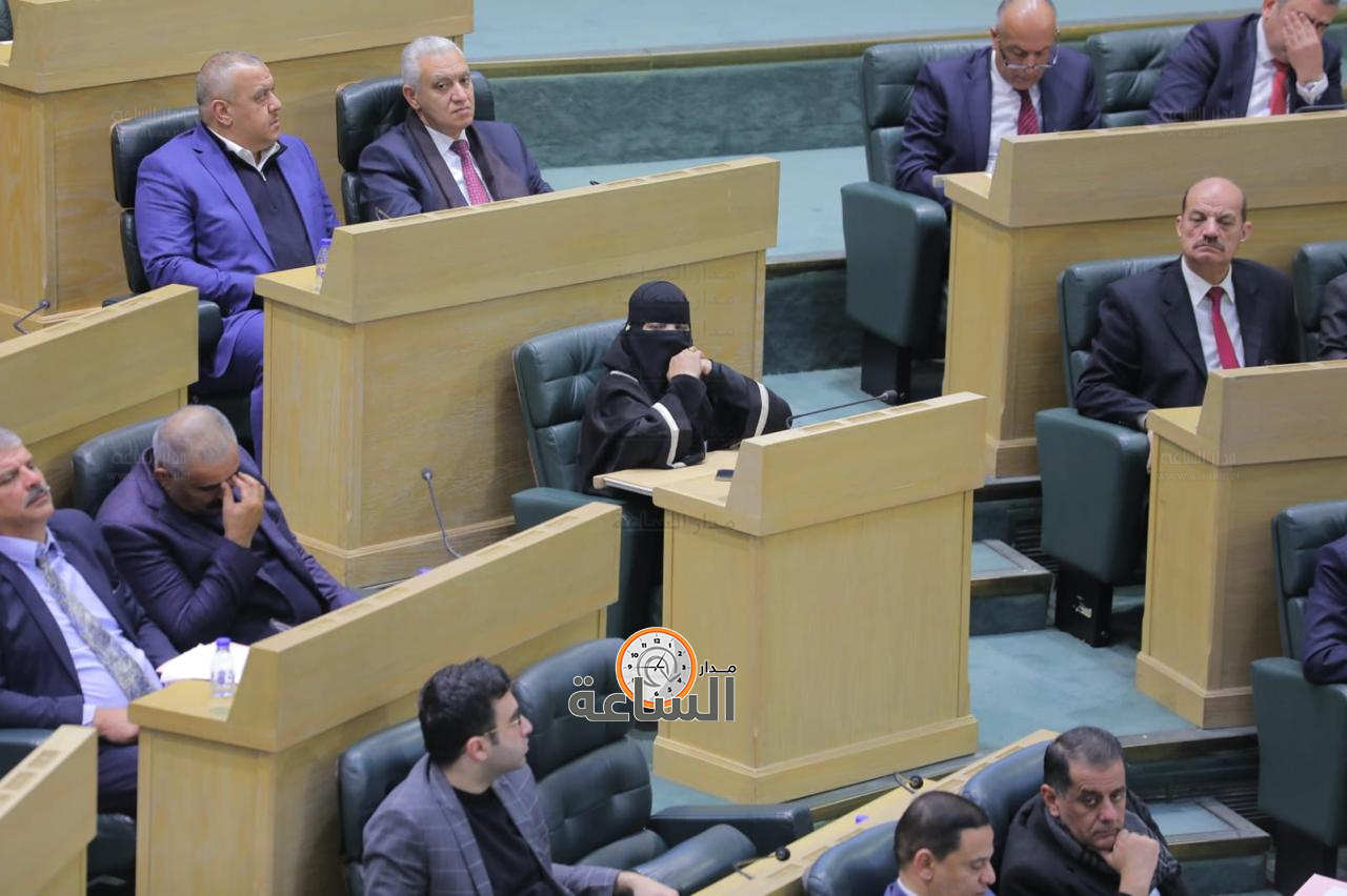 Madar Al-Saa Images 0.13447522604407447