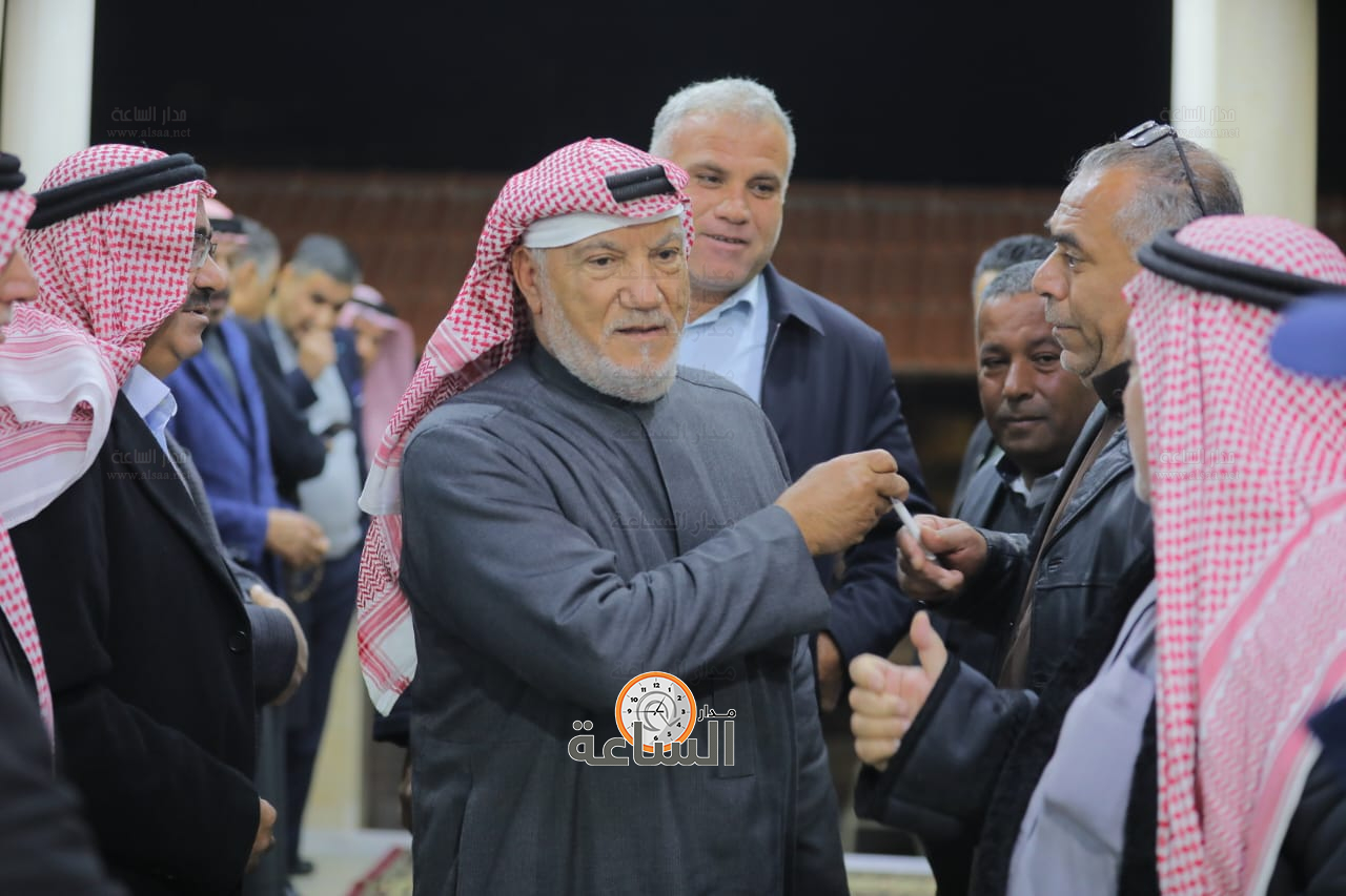 Madar Al-Saa Images 0.18124405609159466