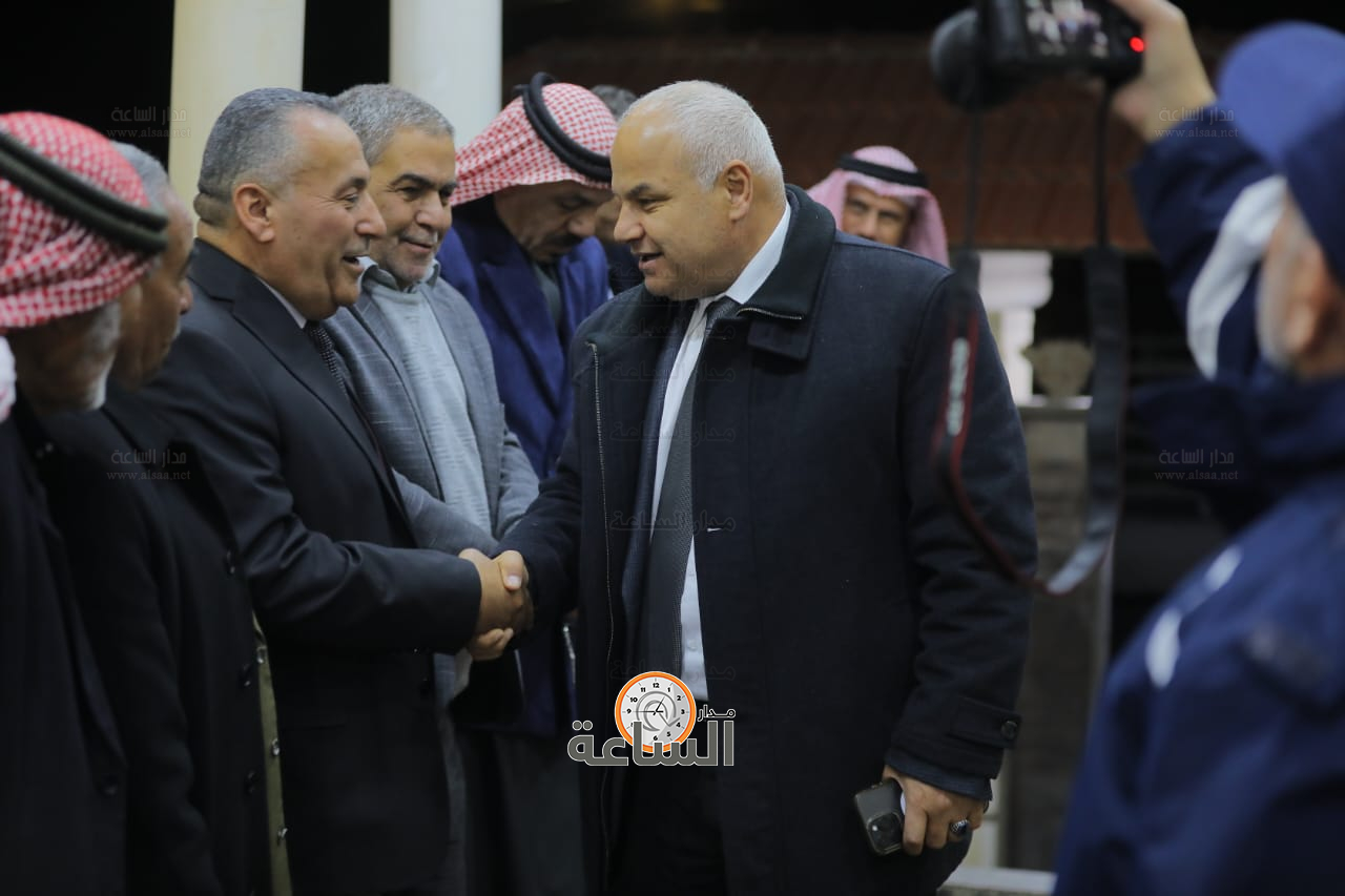 Madar Al-Saa Images 0.11692677074191149