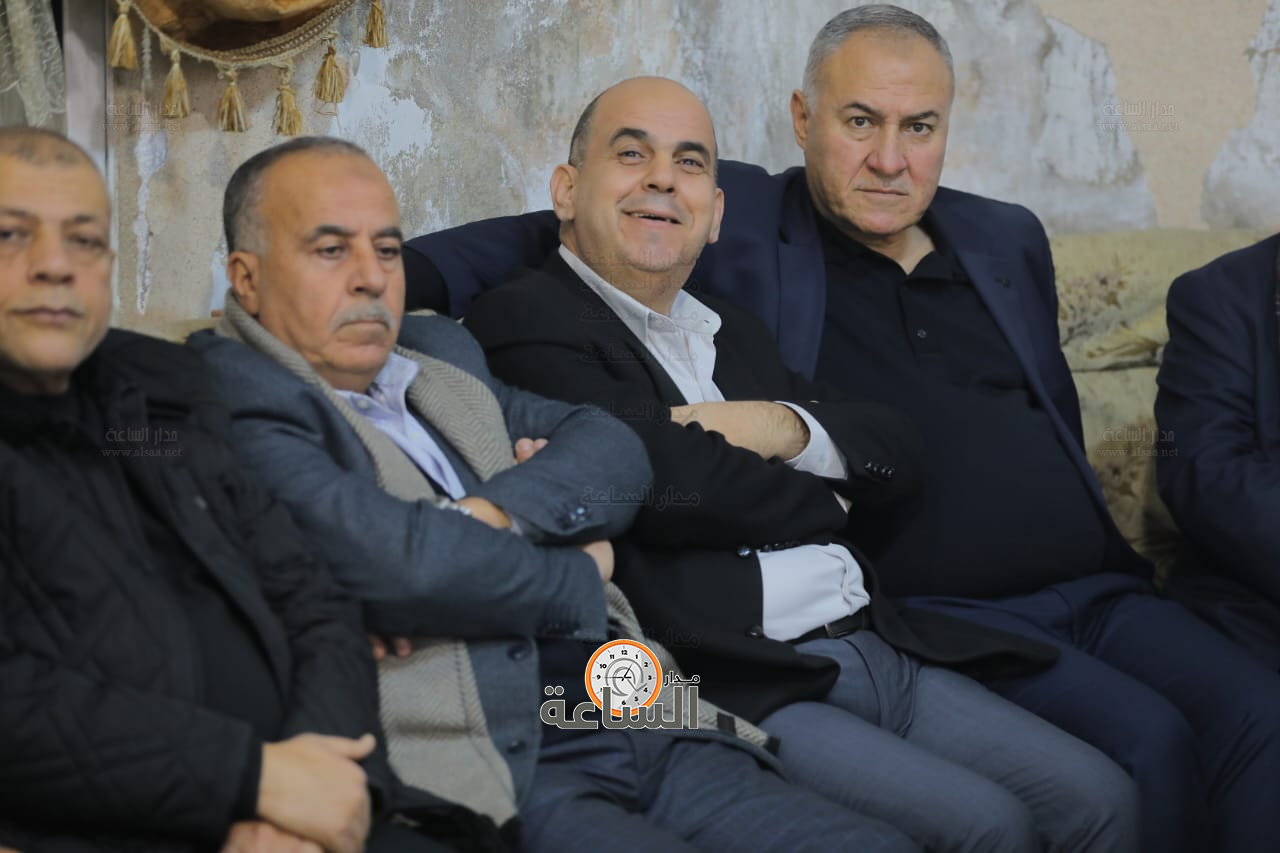 Madar Al-Saa Images 0.7409563223005187