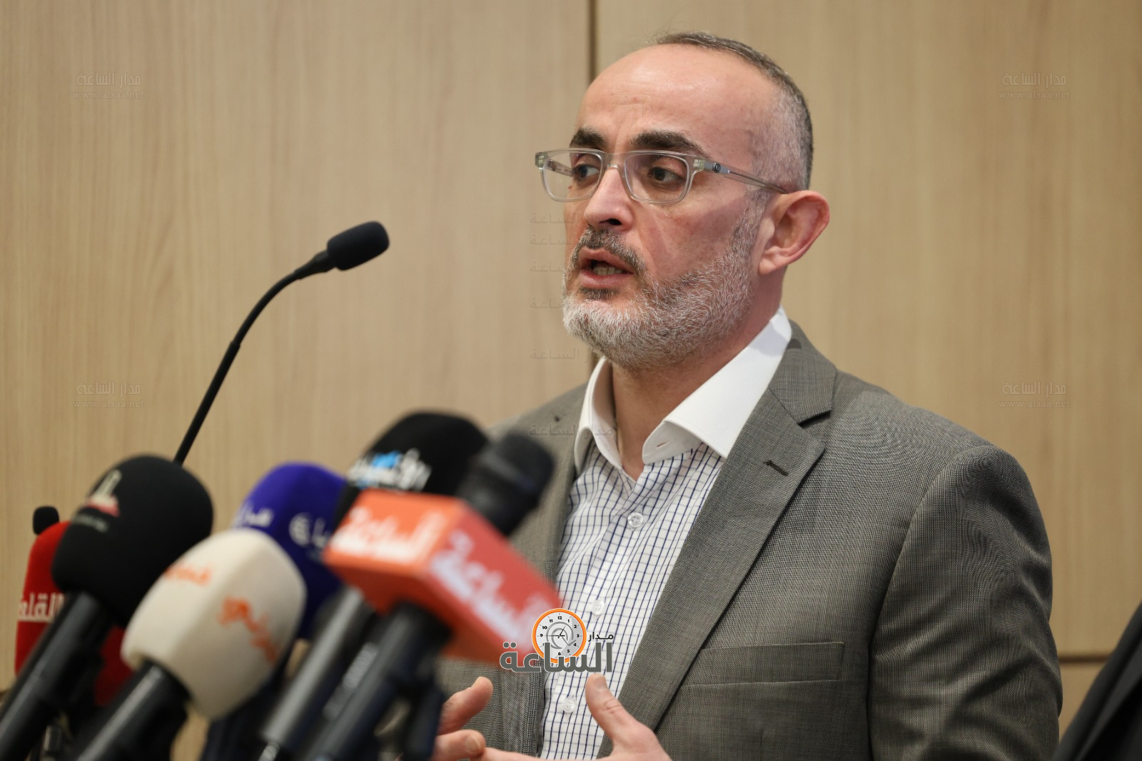 Madar Al-Saa Images 0.7919383701021114