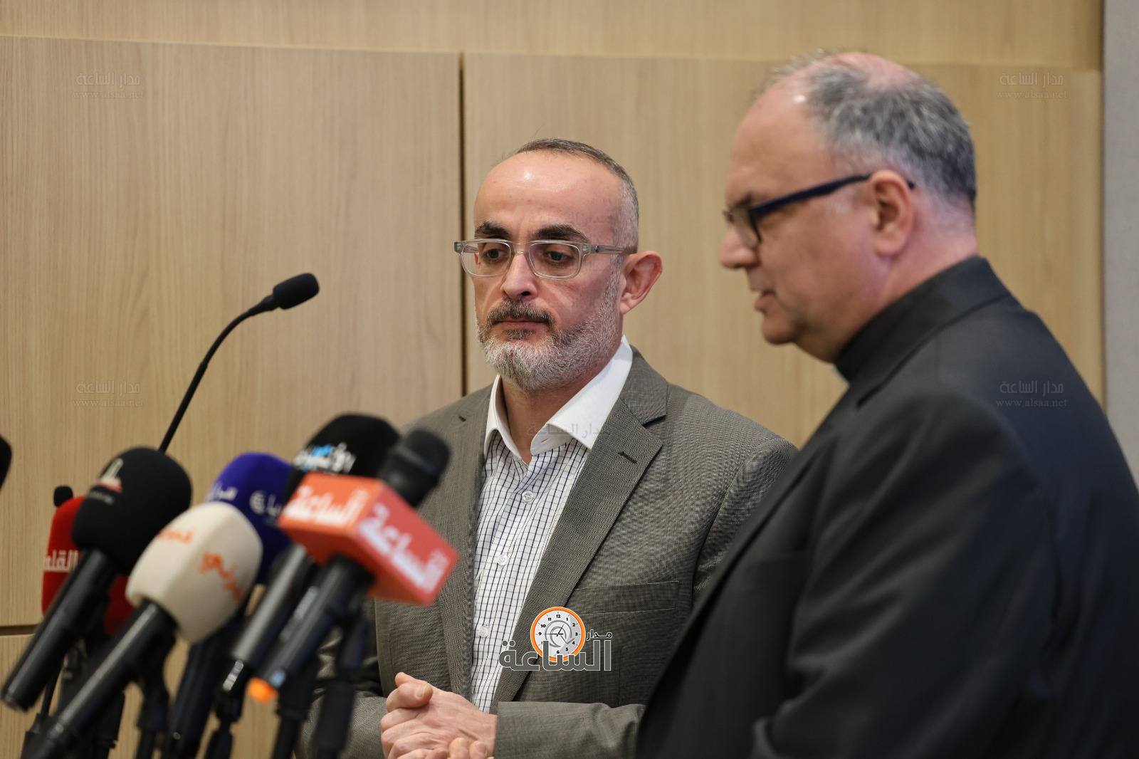 Madar Al-Saa Images 0.45764567481851337