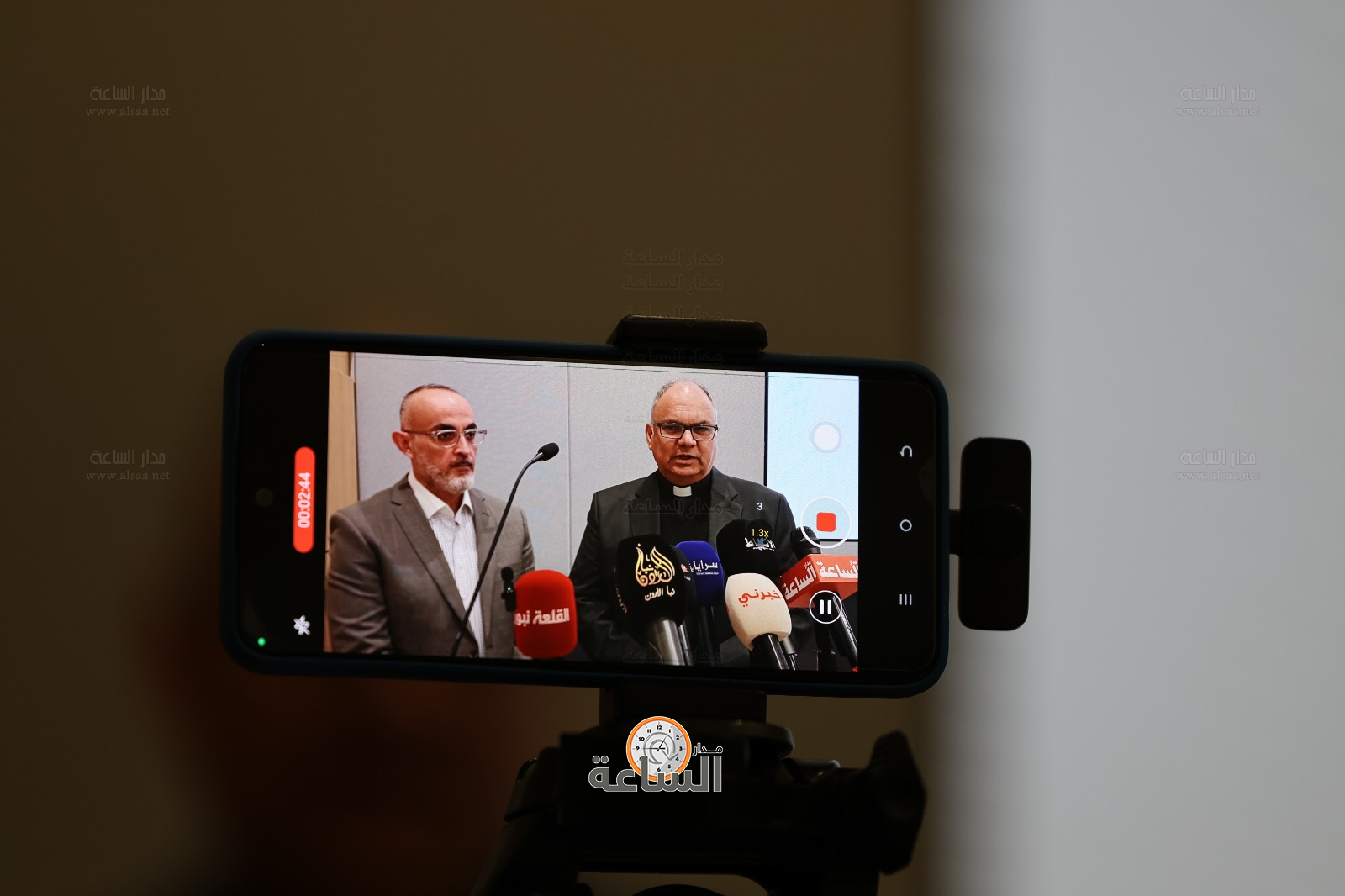 Madar Al-Saa Images 0.7806707542904148