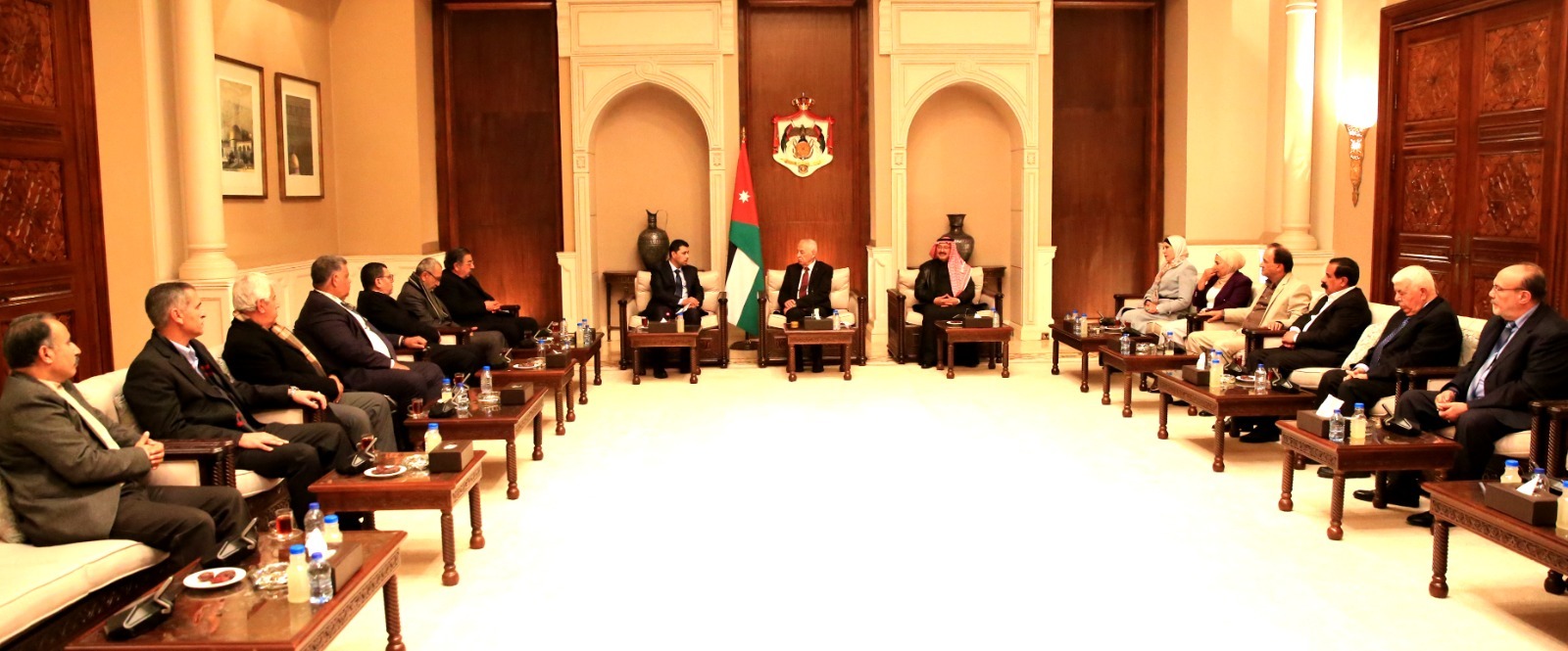 Madar Al-Saa Images 0.270882463857824