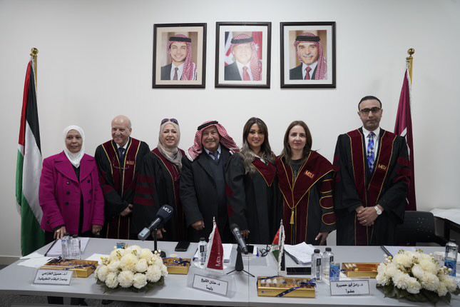 Madar Al-Saa Images 0.7727928784420313