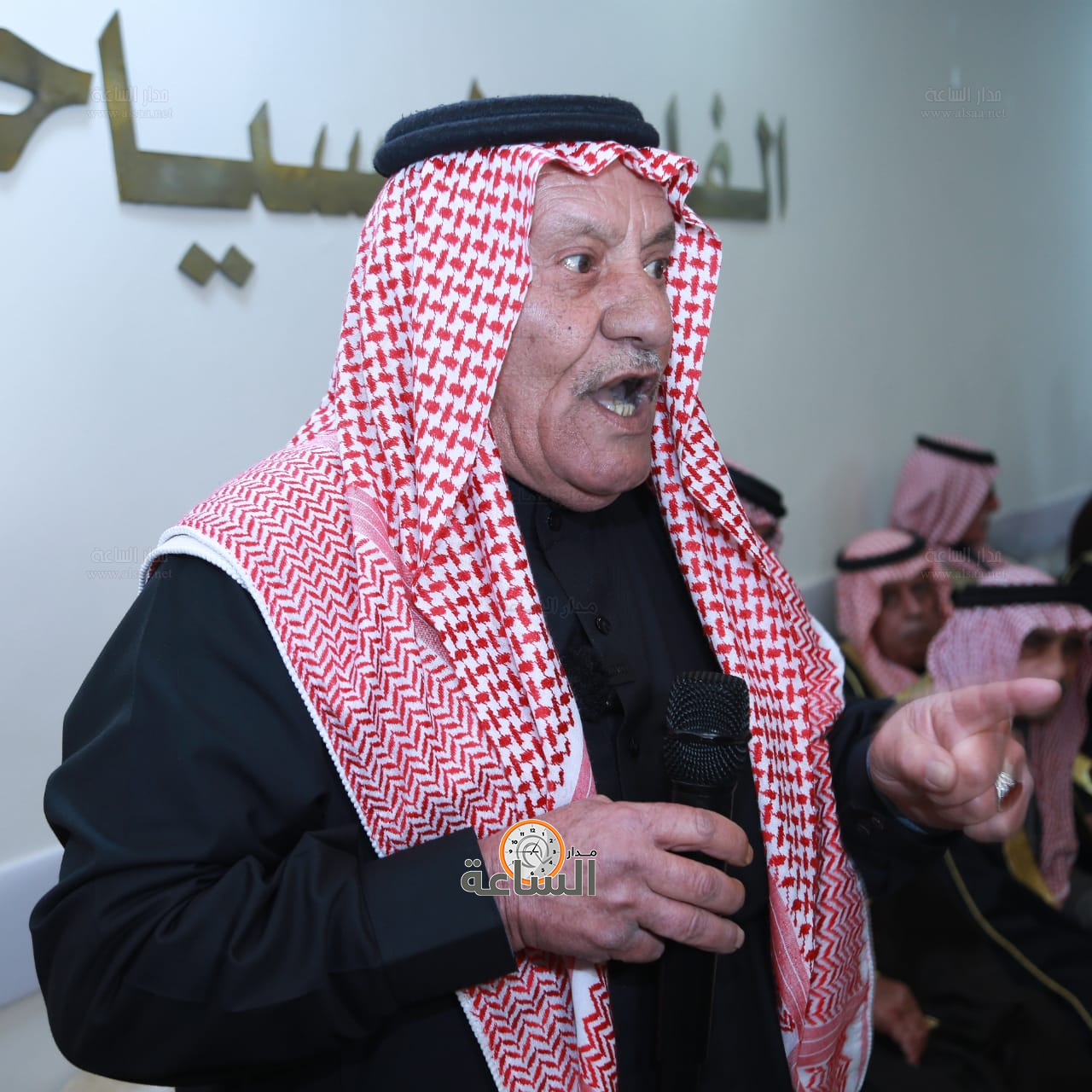 Madar Al-Saa Images 0.17960130384815542