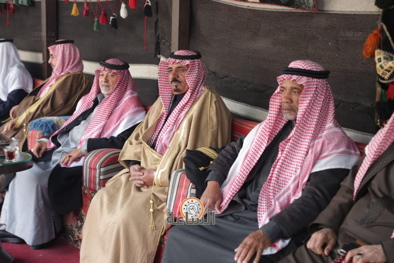 Madar Al-Saa Images 0.3459851097542568