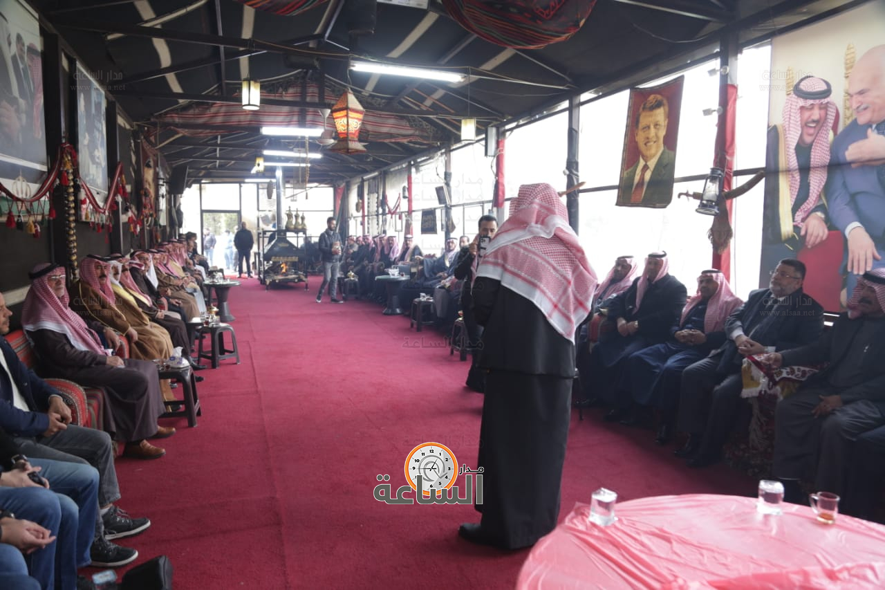 Madar Al-Saa Images 0.27097468895049914