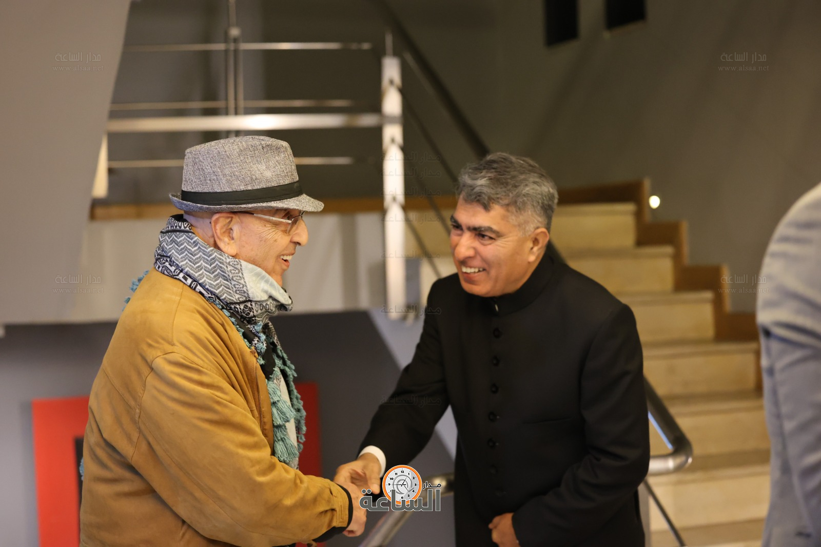 Madar Al-Saa Images 0.3309188050095242