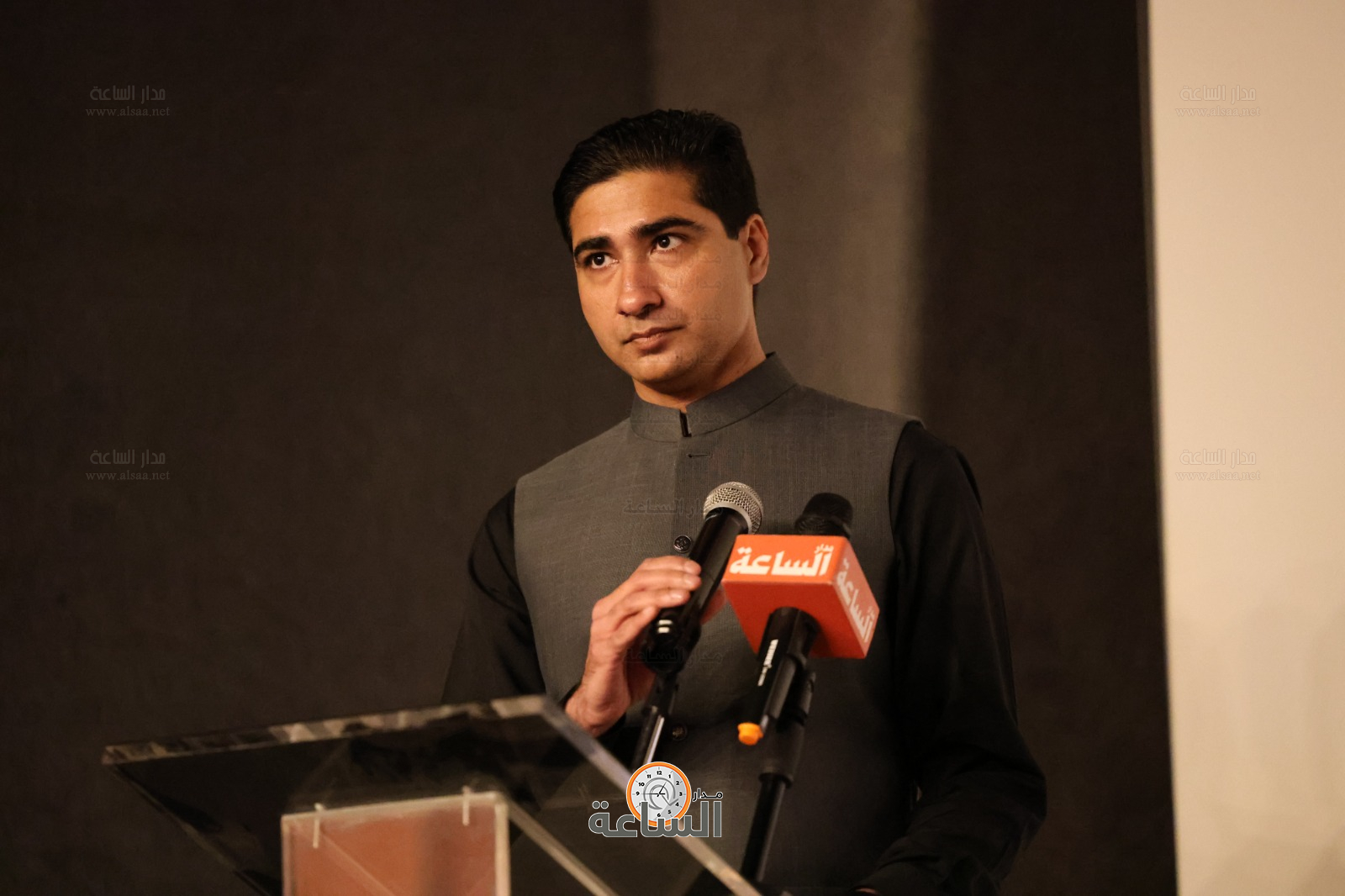 Madar Al-Saa Images 0.03367669786476335