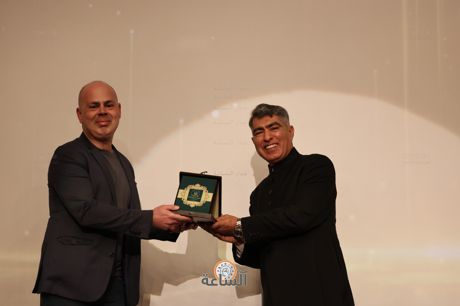 Madar Al-Saa Images 0.9924398894275195