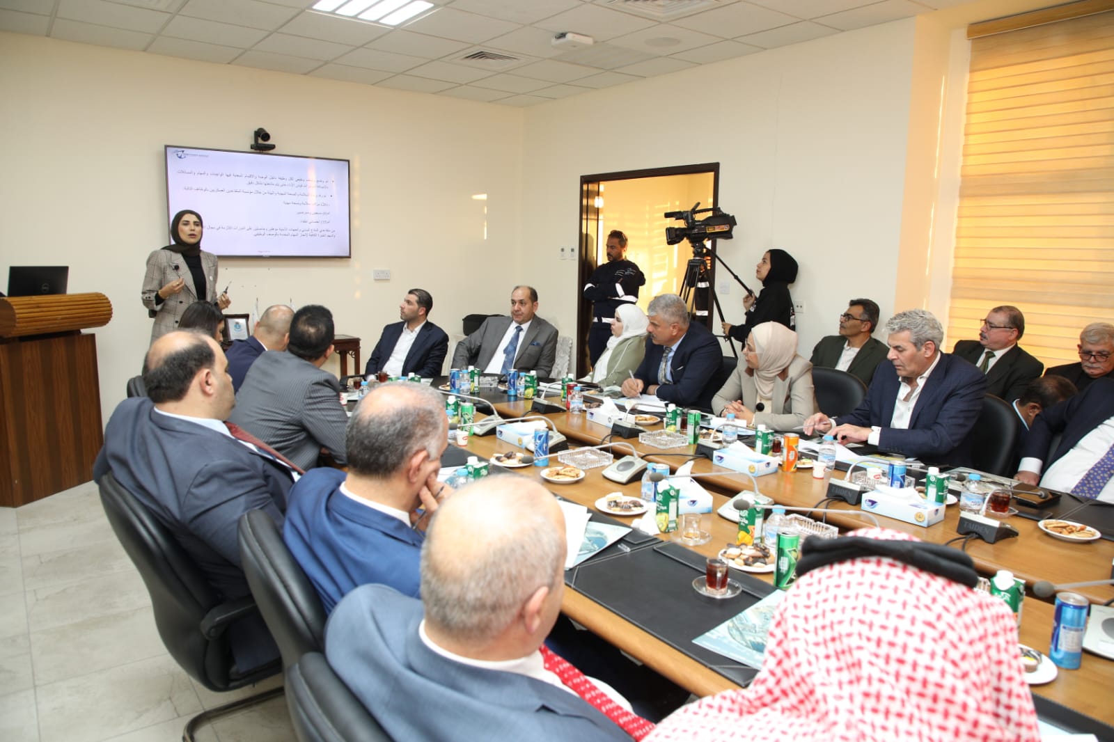 Madar Al-Saa Images 0.9774506452350284