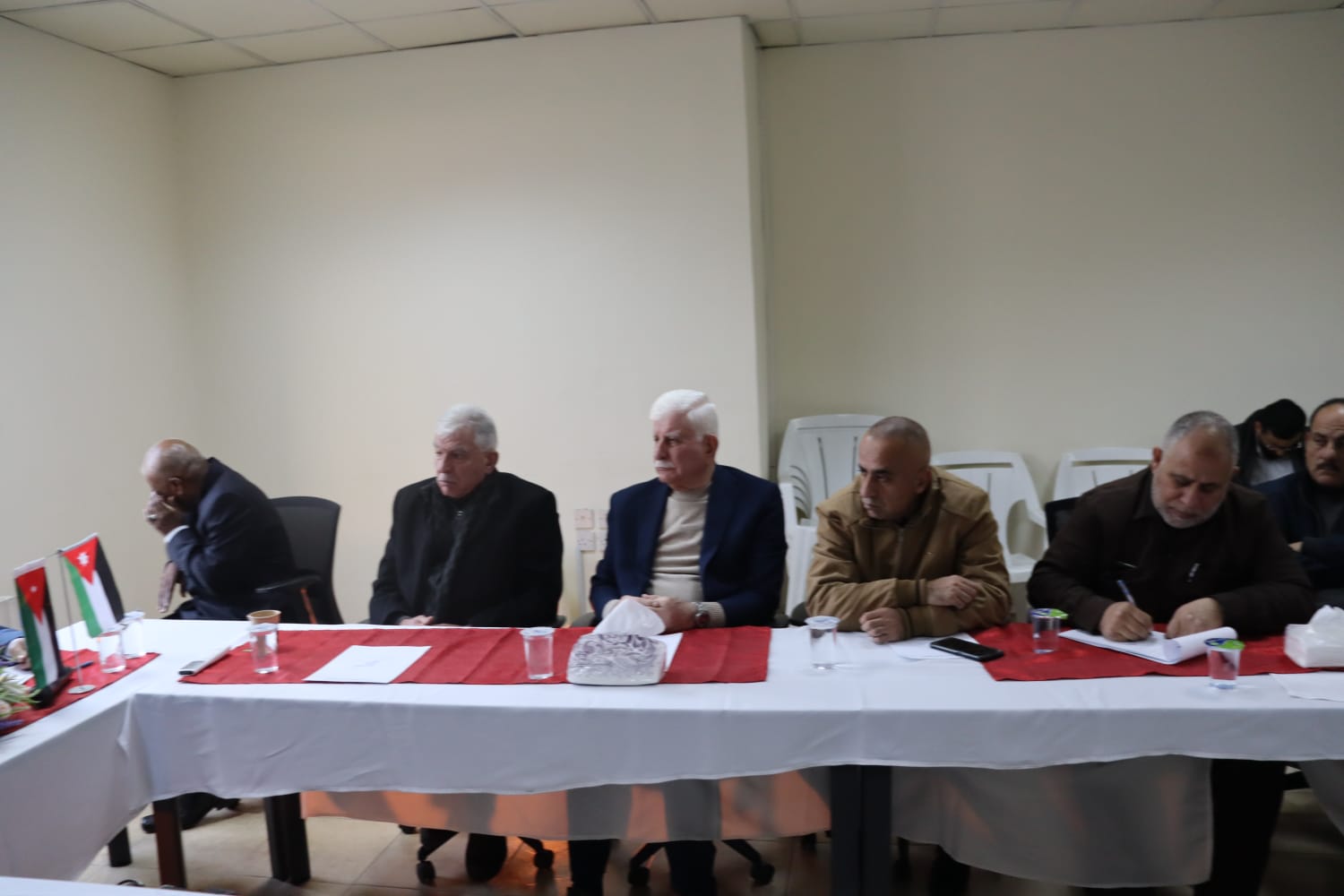 Madar Al-Saa Images 0.14045203222756042