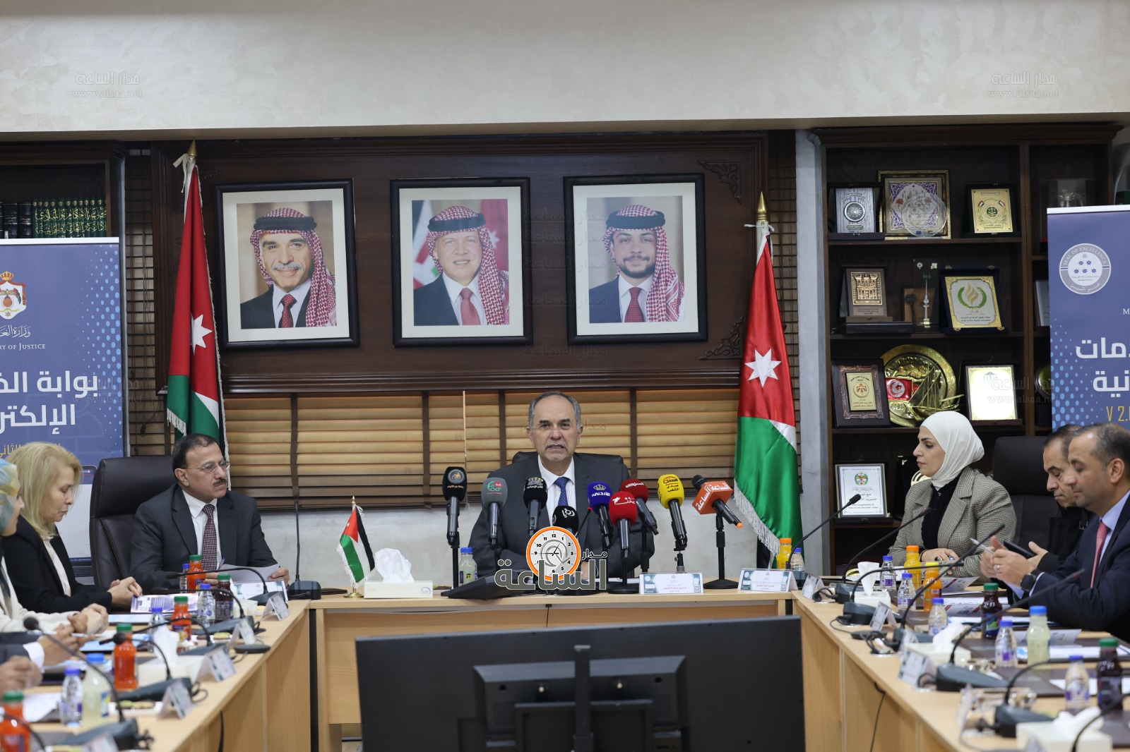 Madar Al-Saa Images 0.92032440509153