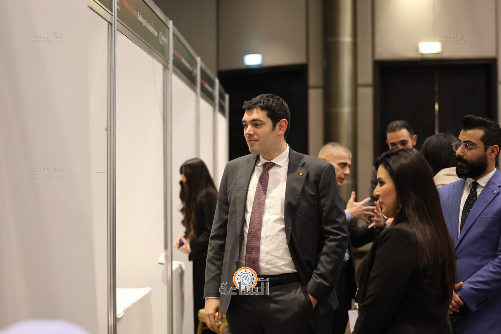 Madar Al-Saa Images 0.21011125146719412