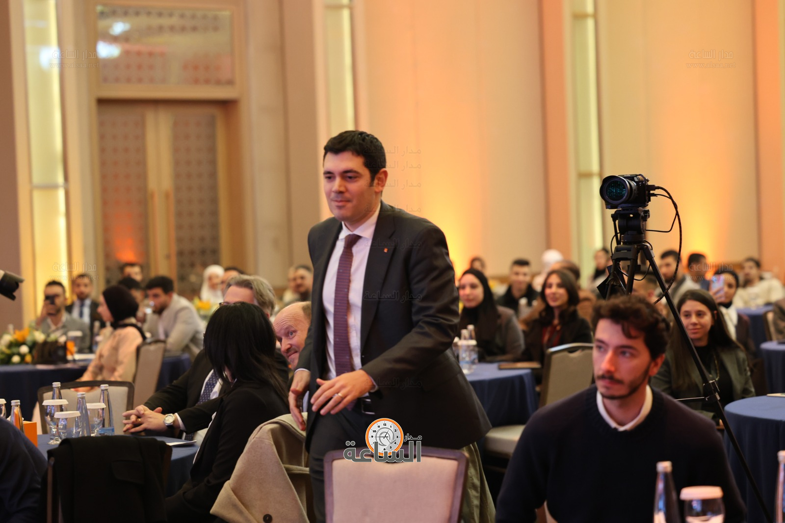 Madar Al-Saa Images 0.2403749556277377