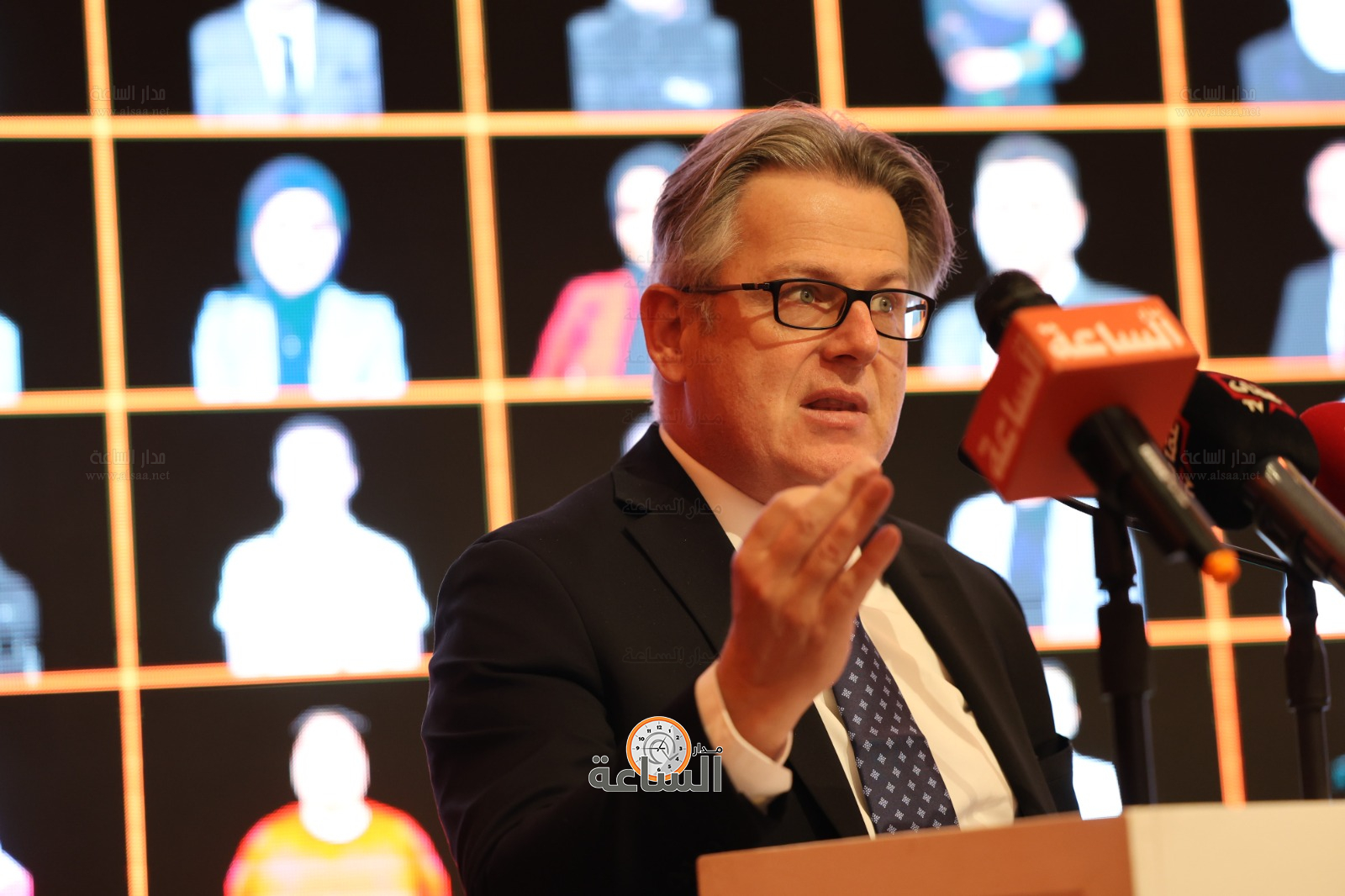 Madar Al-Saa Images 0.5640613200871178