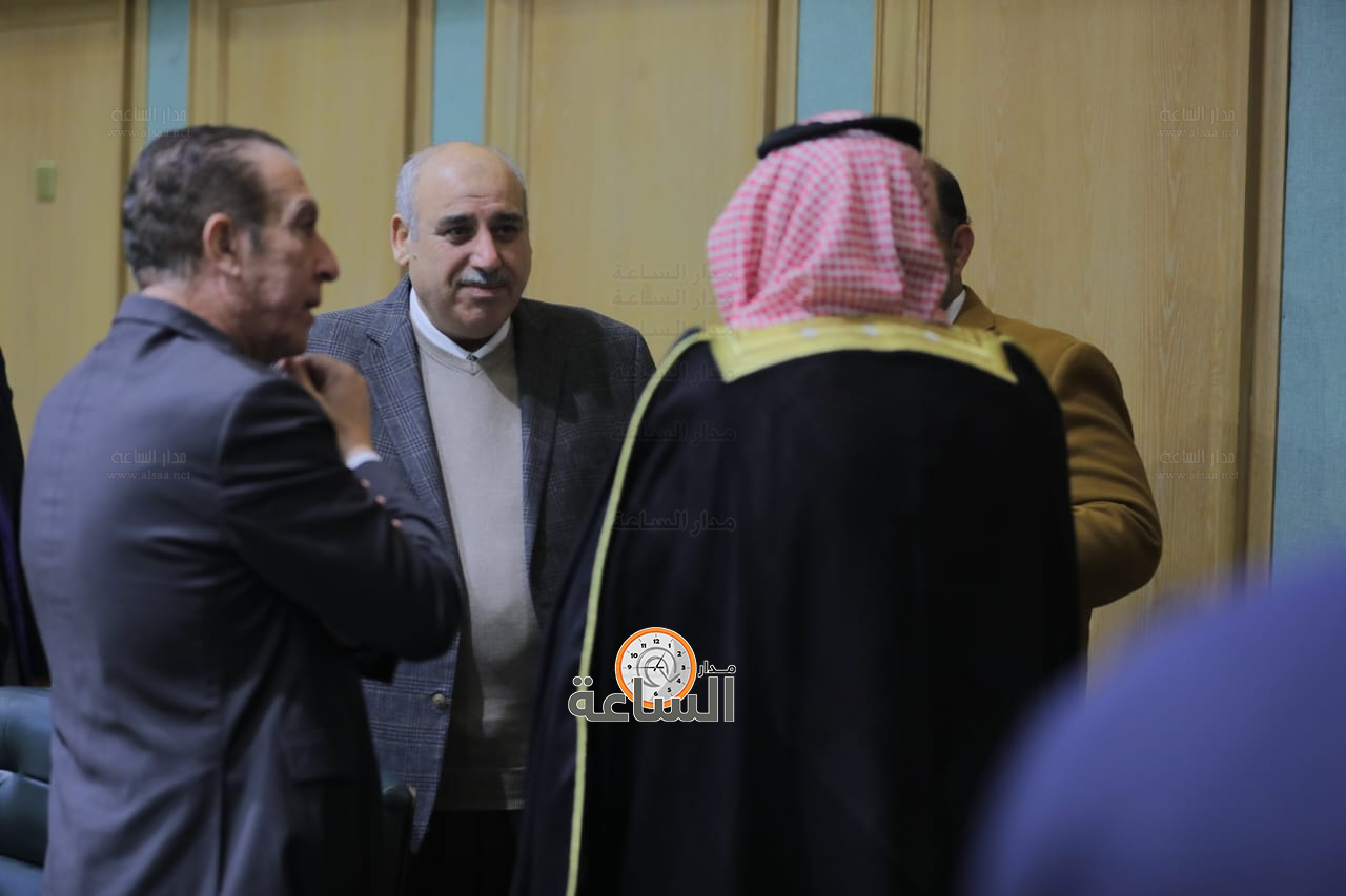 Madar Al-Saa Images 0.9925076977107343