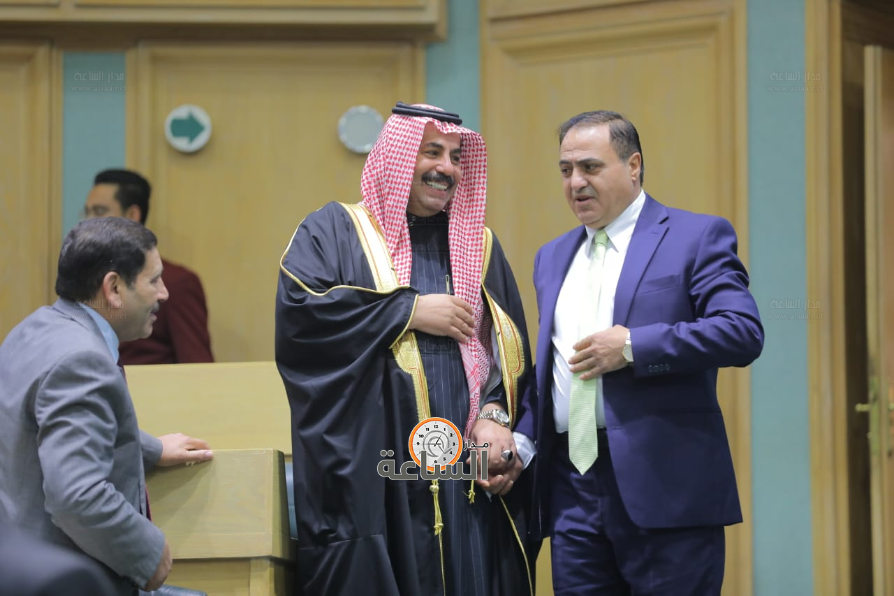 Madar Al-Saa Images 0.3560647527247749