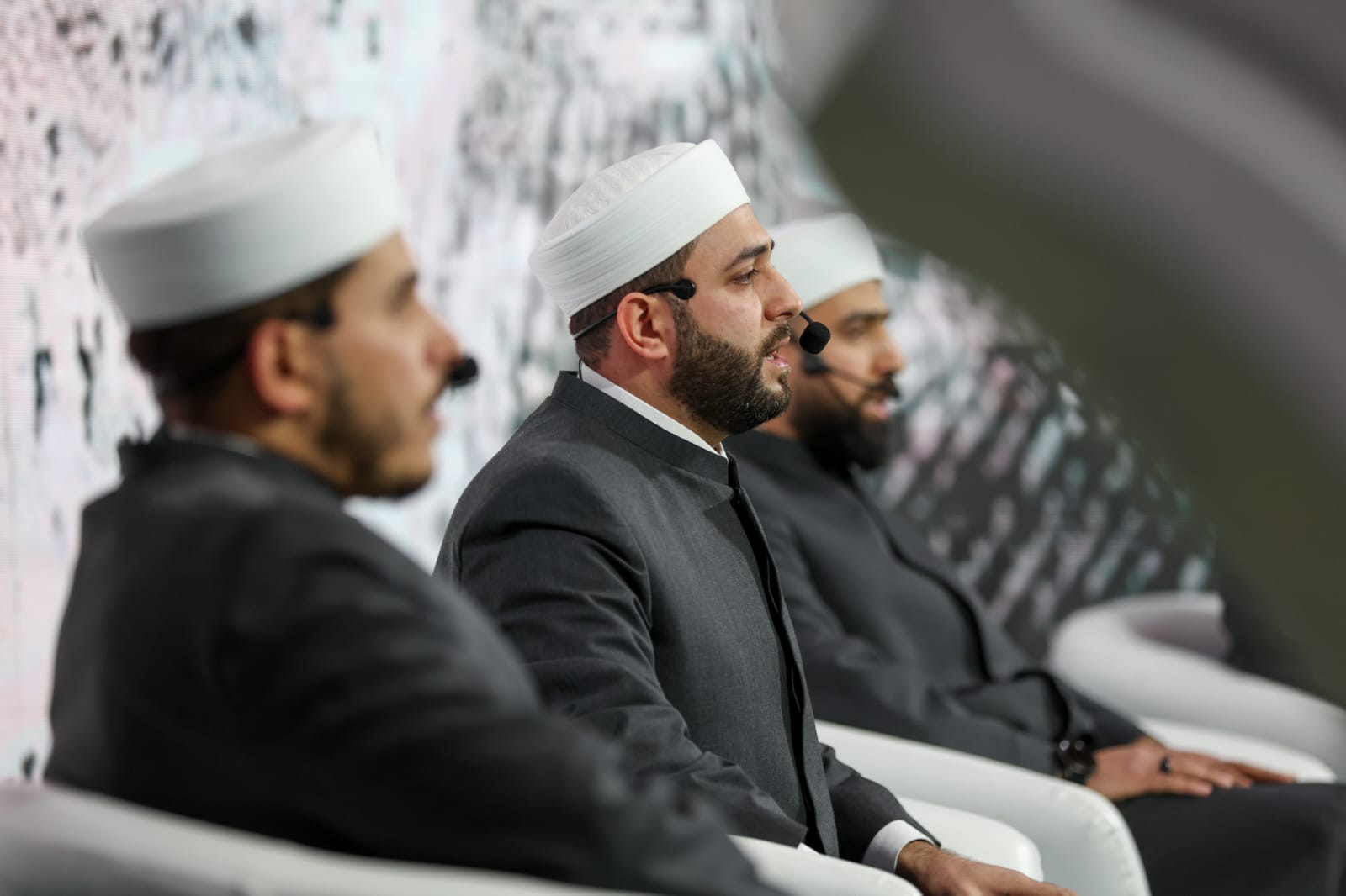 Madar Al-Saa Images 0.9284358392771237