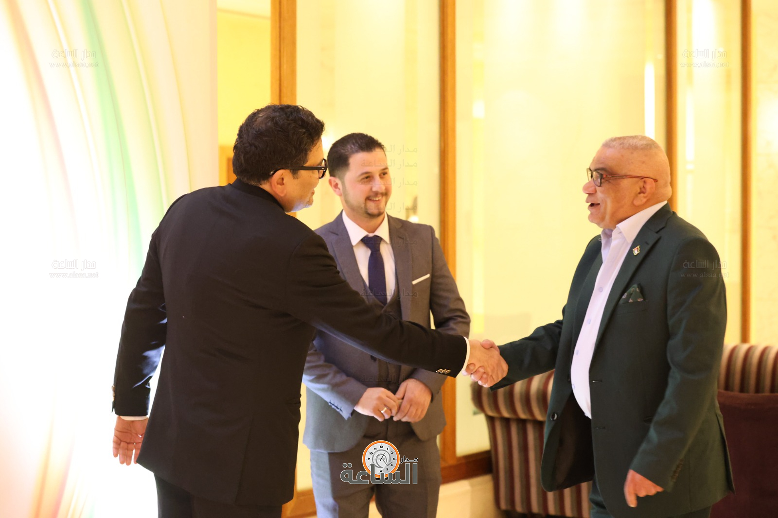 Madar Al-Saa Images 0.7255017411150197