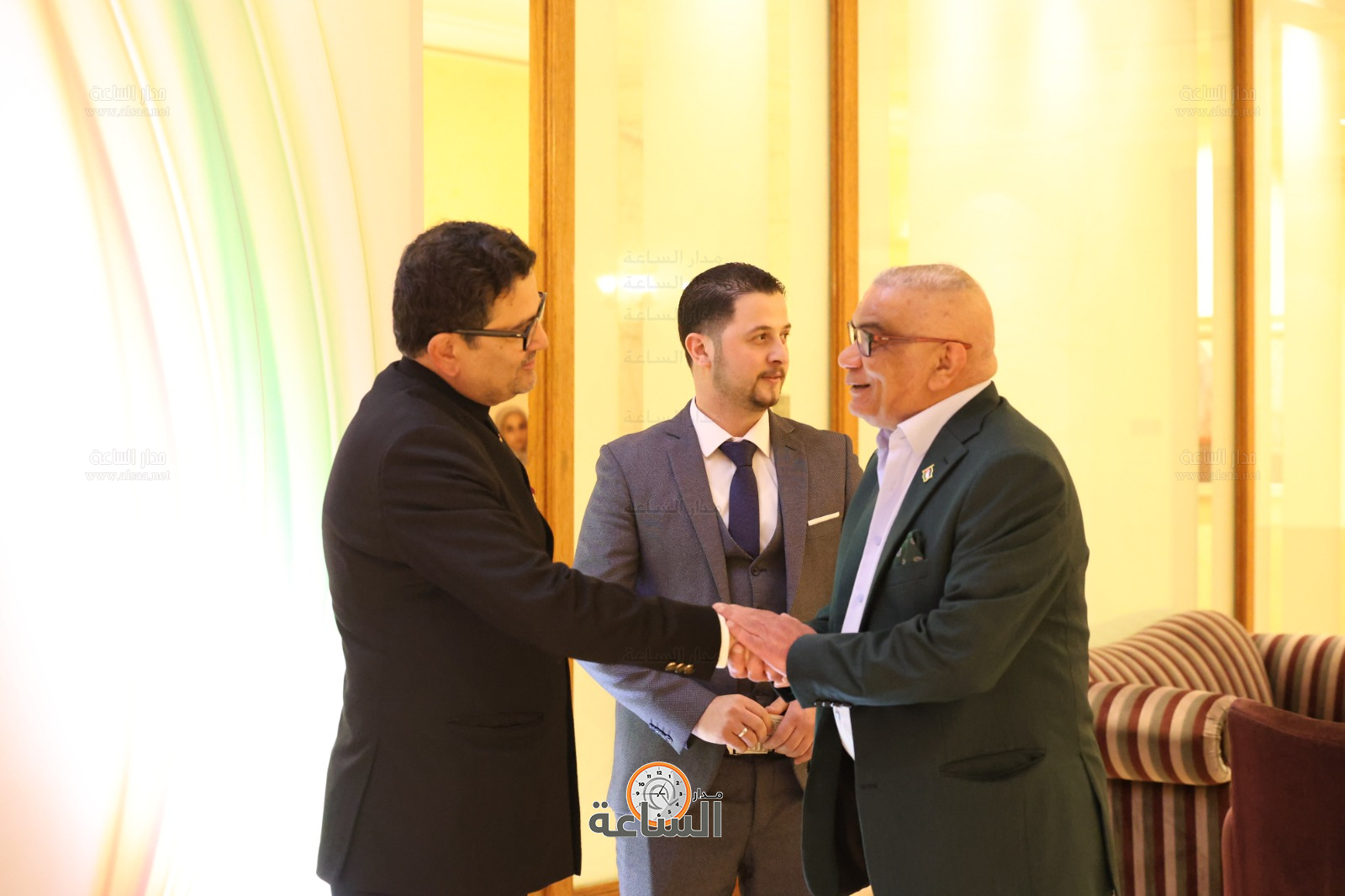 Madar Al-Saa Images 0.6240540518001165