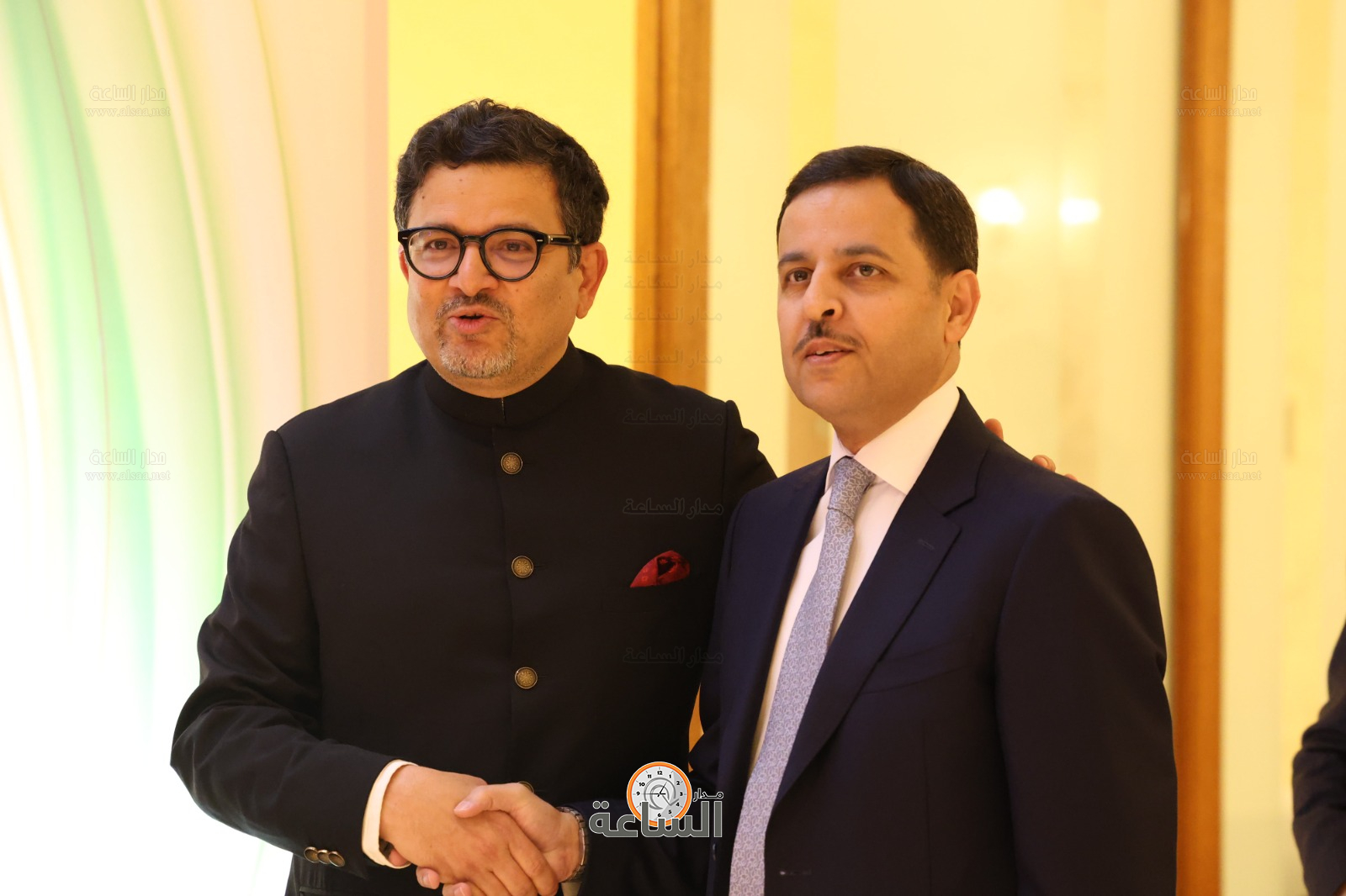 Madar Al-Saa Images 0.672122133976538