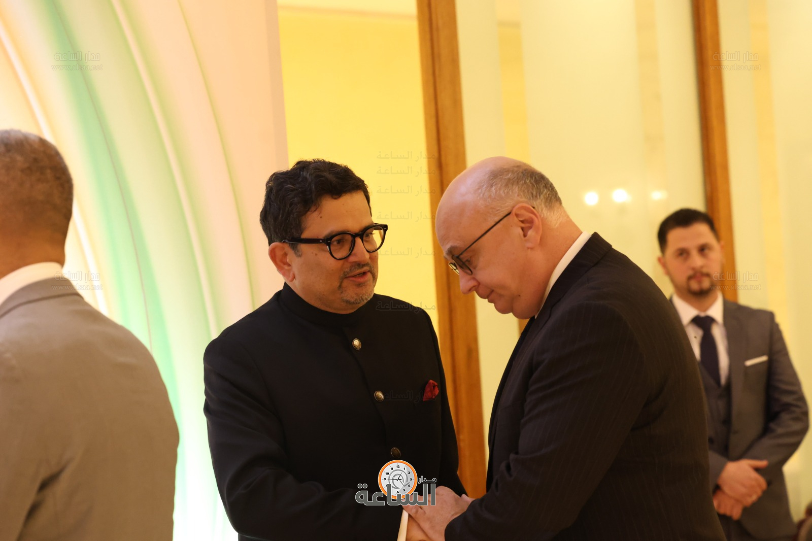 Madar Al-Saa Images 0.8040930414778813