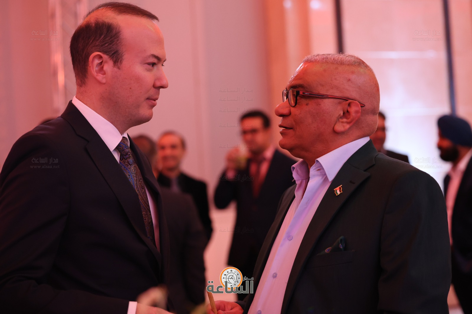 Madar Al-Saa Images 0.47816278896868125