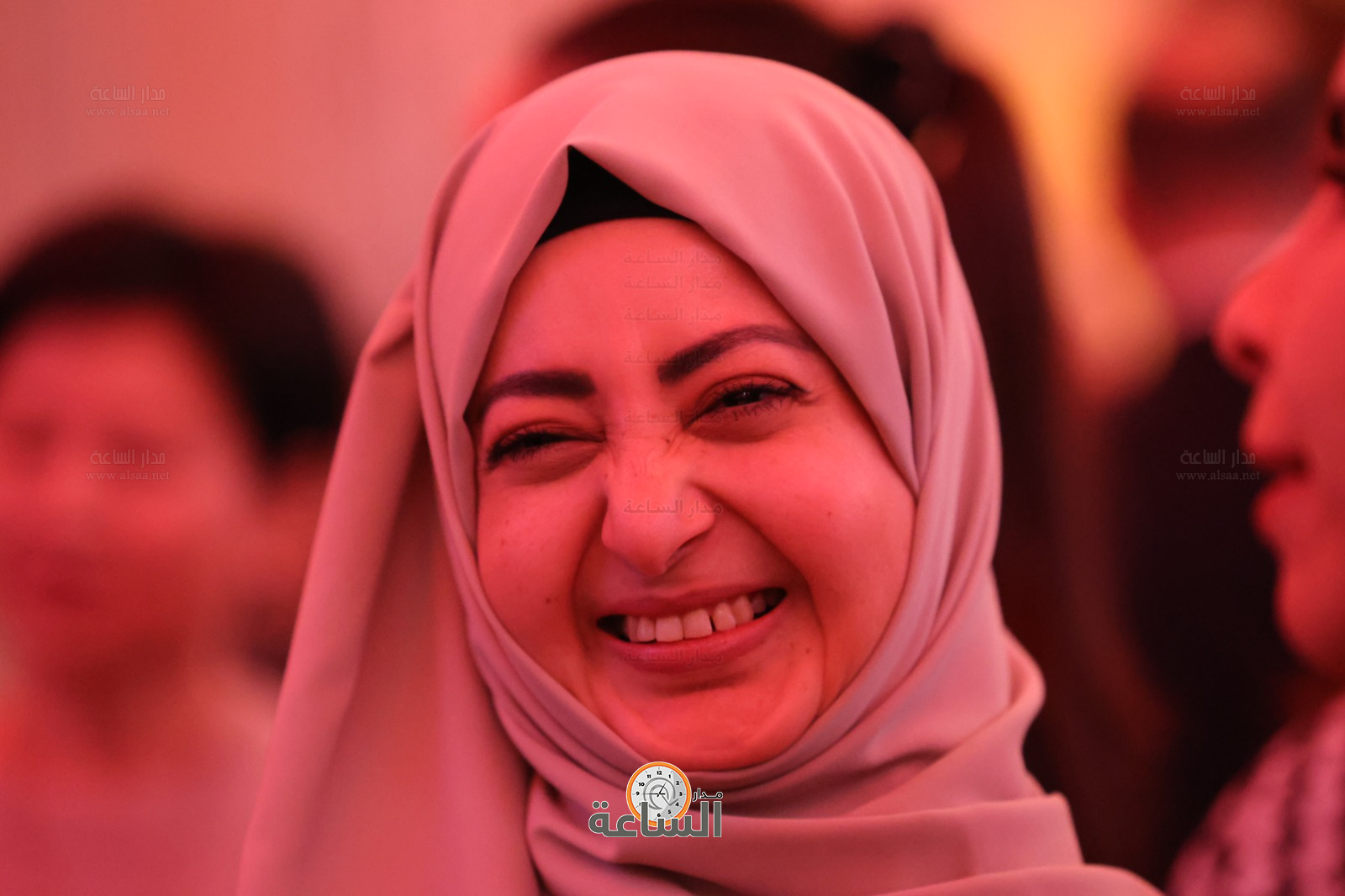 Madar Al-Saa Images 0.855285631825307