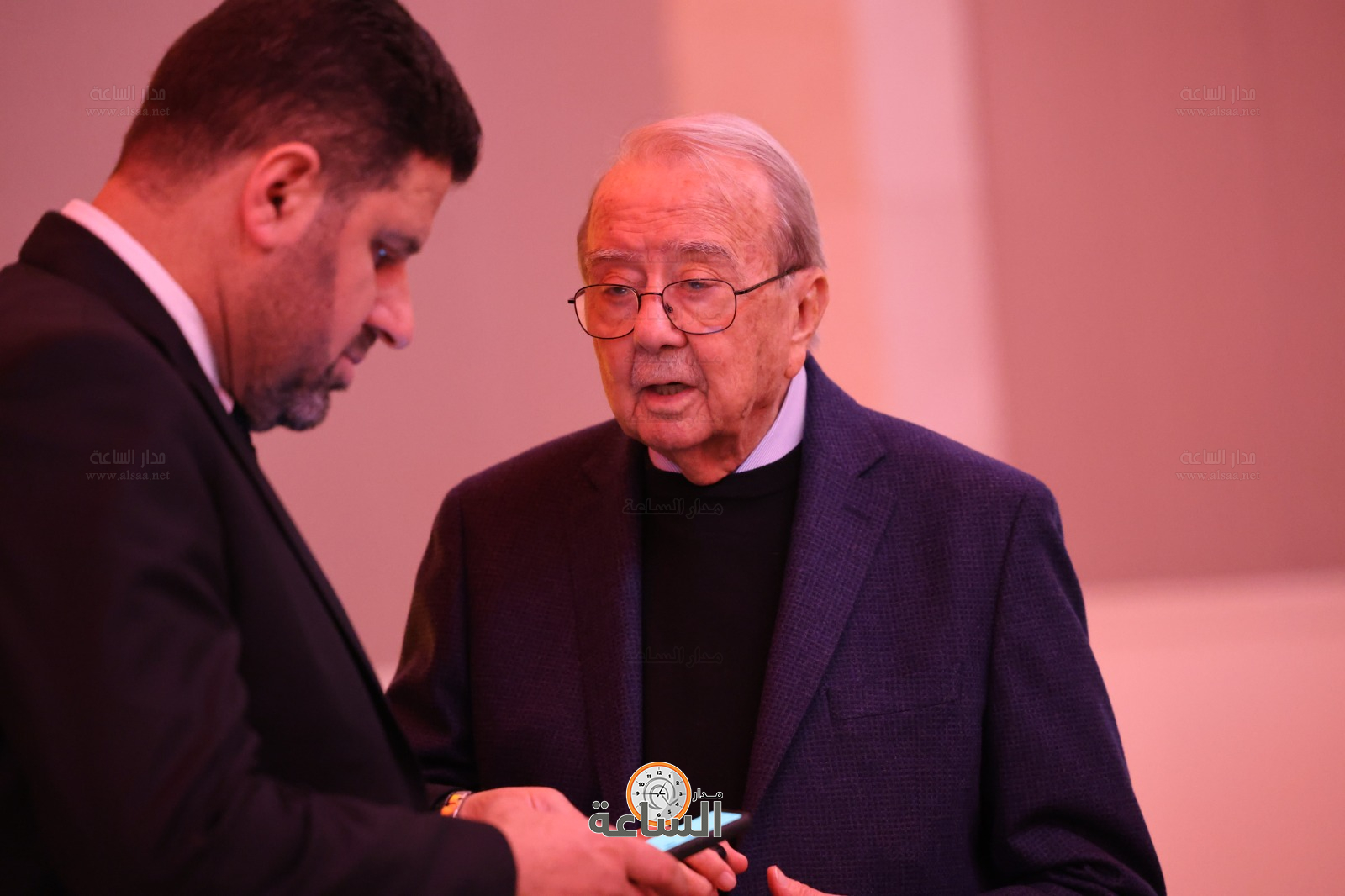 Madar Al-Saa Images 0.22261457309082333