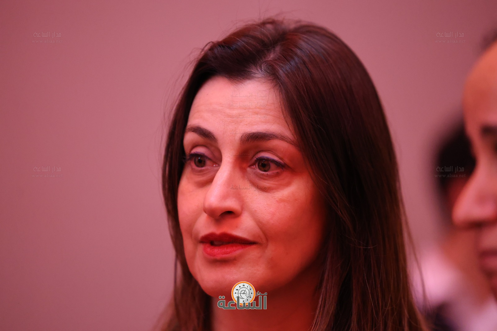 Madar Al-Saa Images 0.3745627227272972