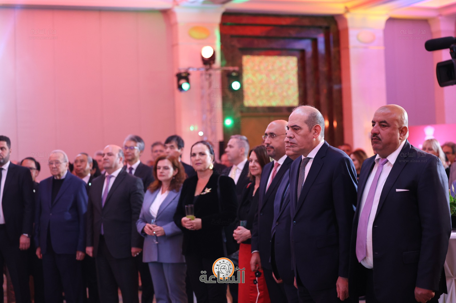 Madar Al-Saa Images 0.9932388020879248