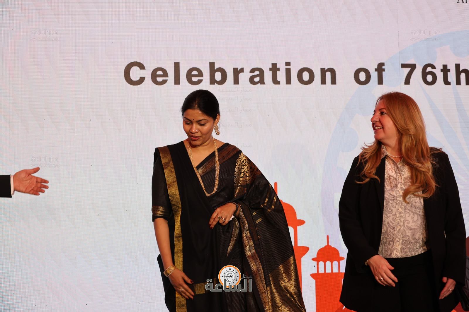 Madar Al-Saa Images 0.7879534061304847