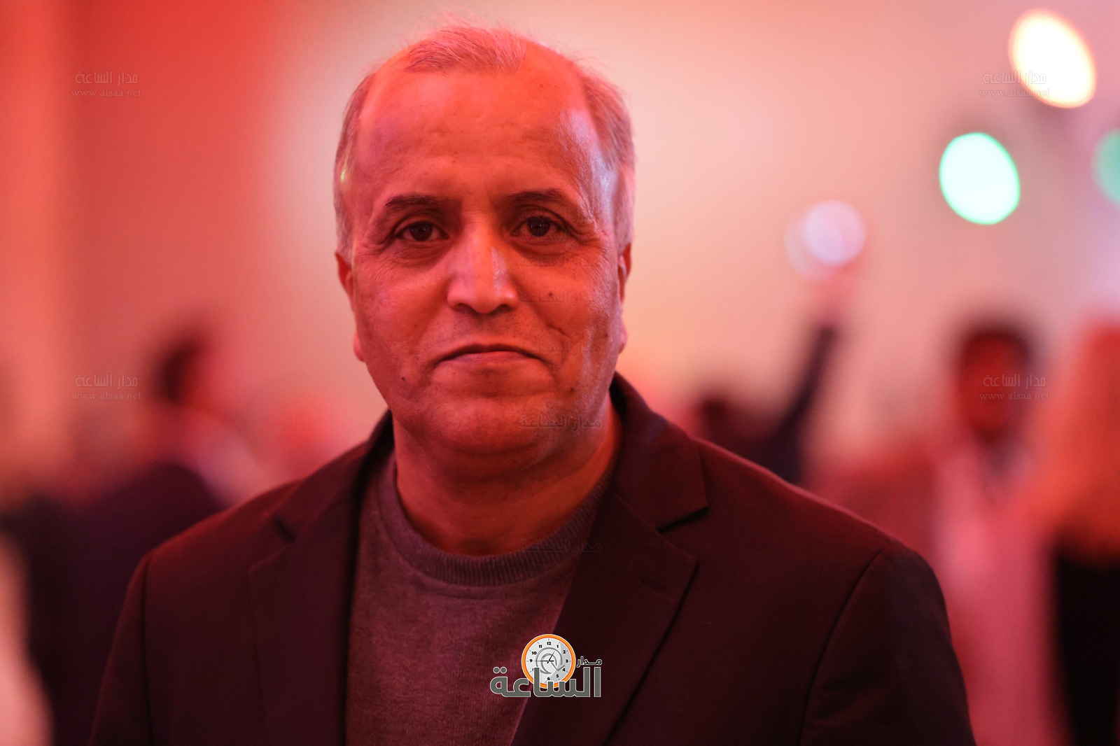 Madar Al-Saa Images 0.8692302382279604