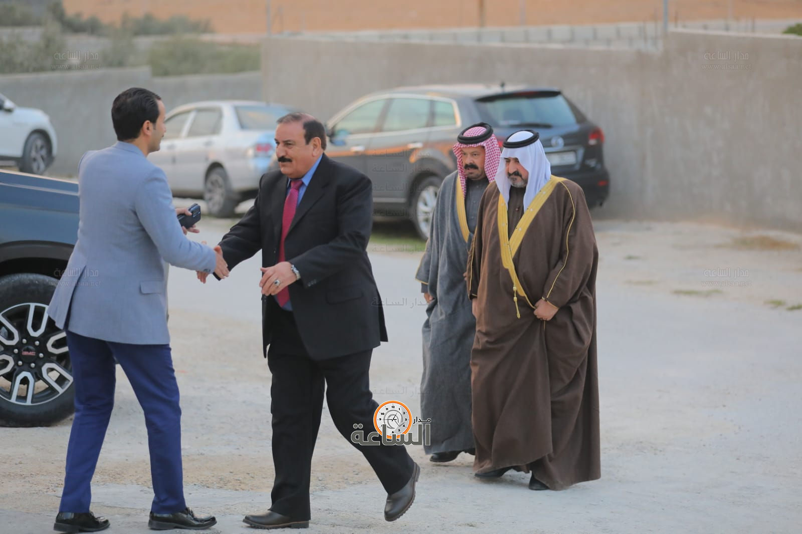 Madar Al-Saa Images 0.8371854426877561