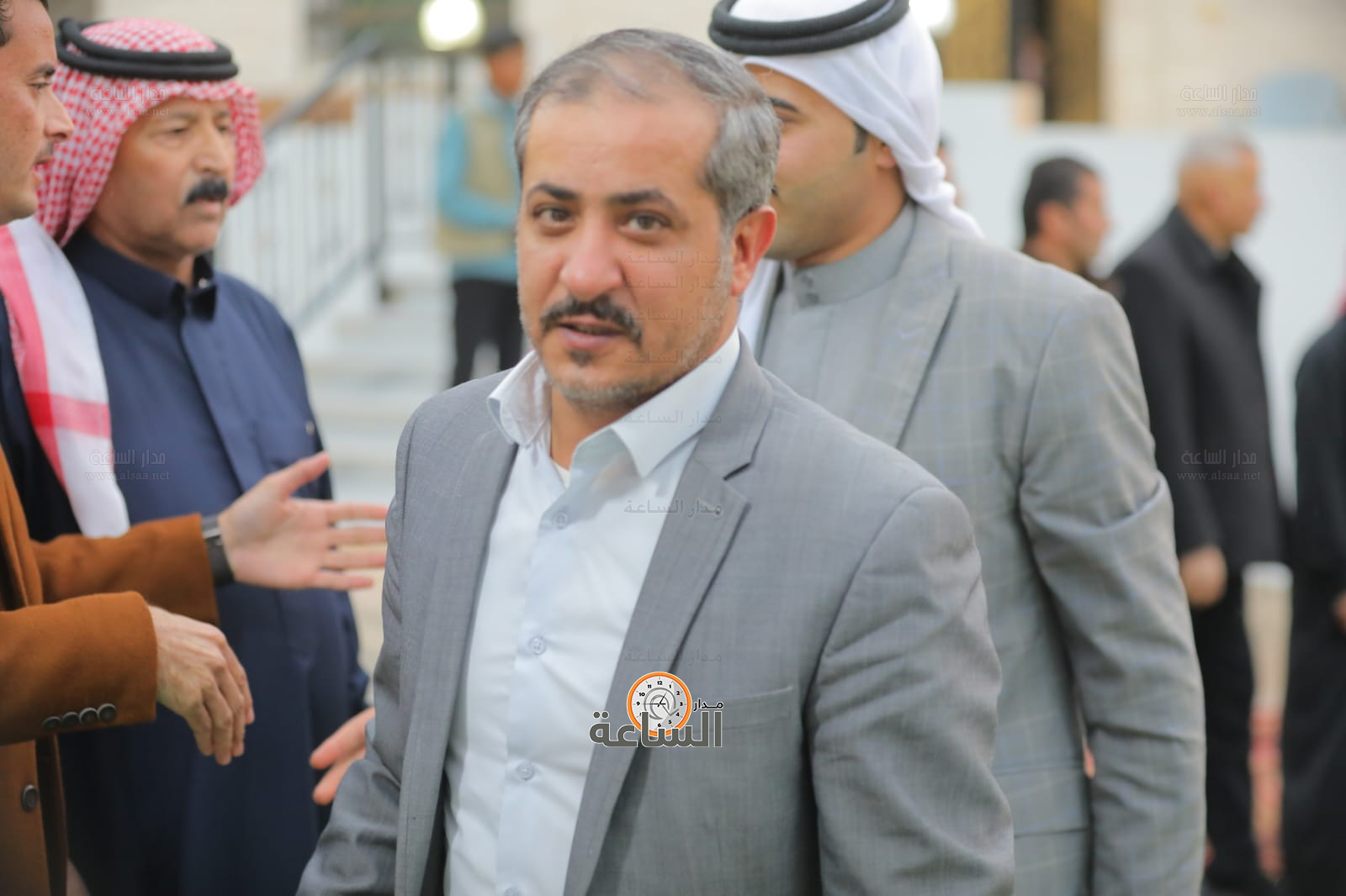 Madar Al-Saa Images 0.6257517254418115