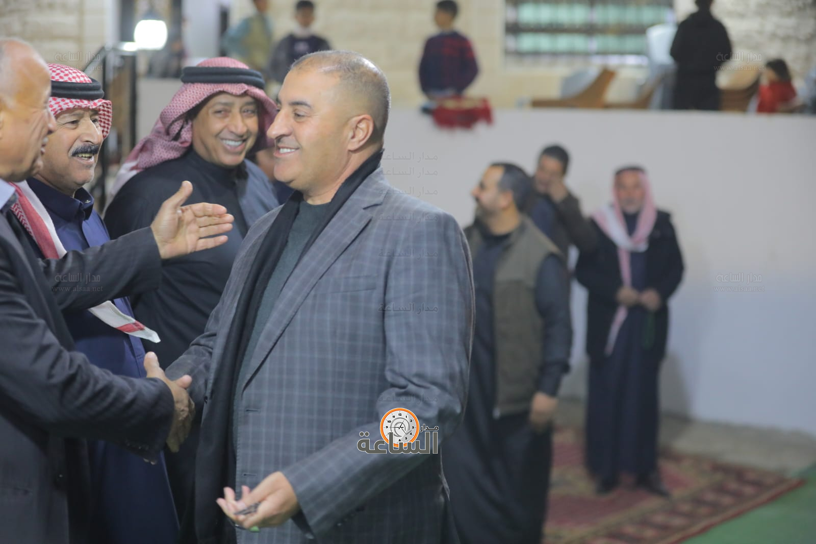 Madar Al-Saa Images 0.6117832935745988