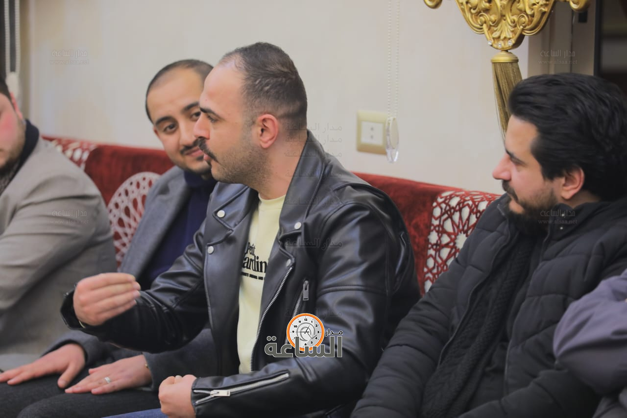 Madar Al-Saa Images 0.7769160716338672