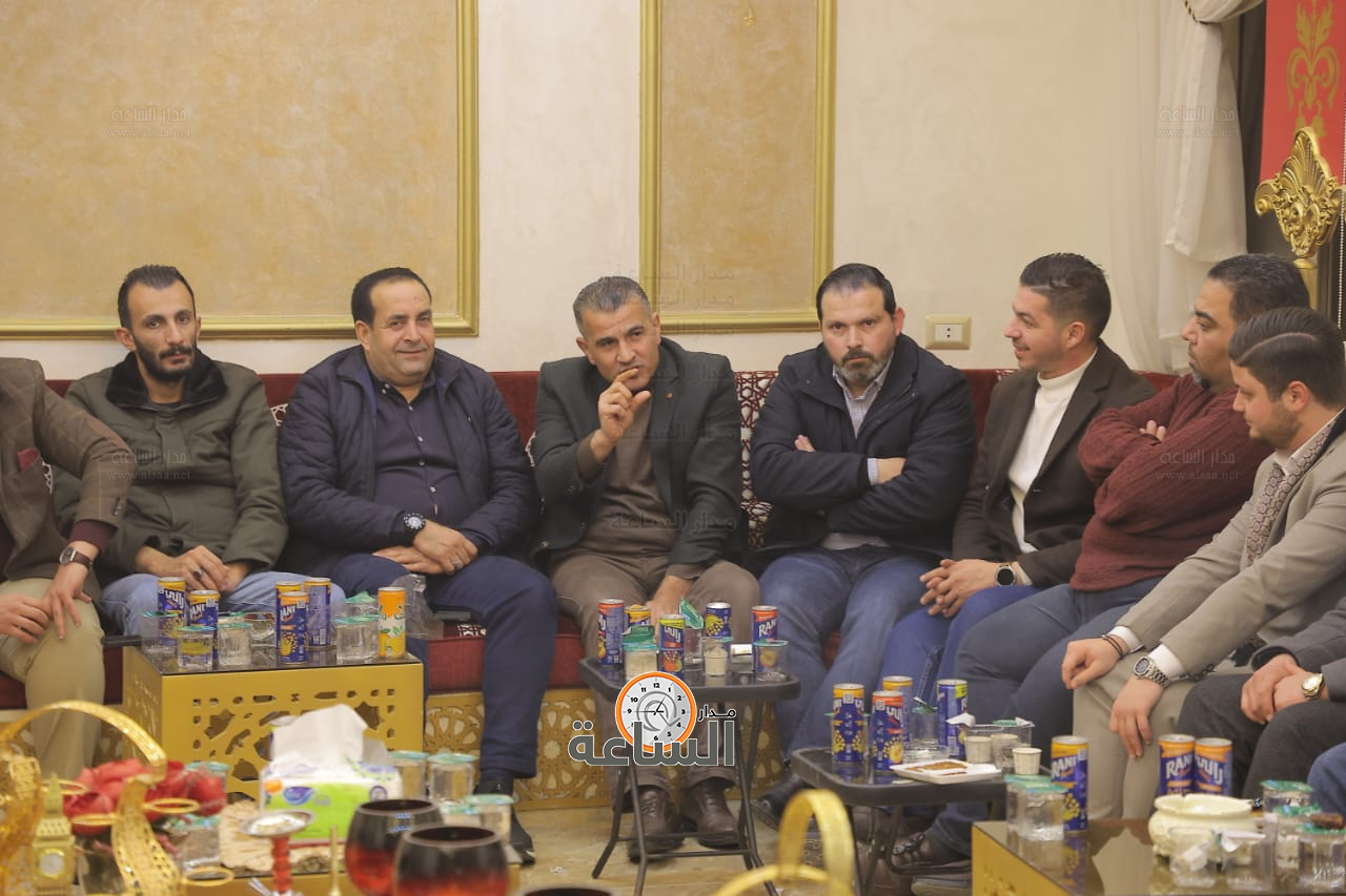 Madar Al-Saa Images 0.23825423485486263