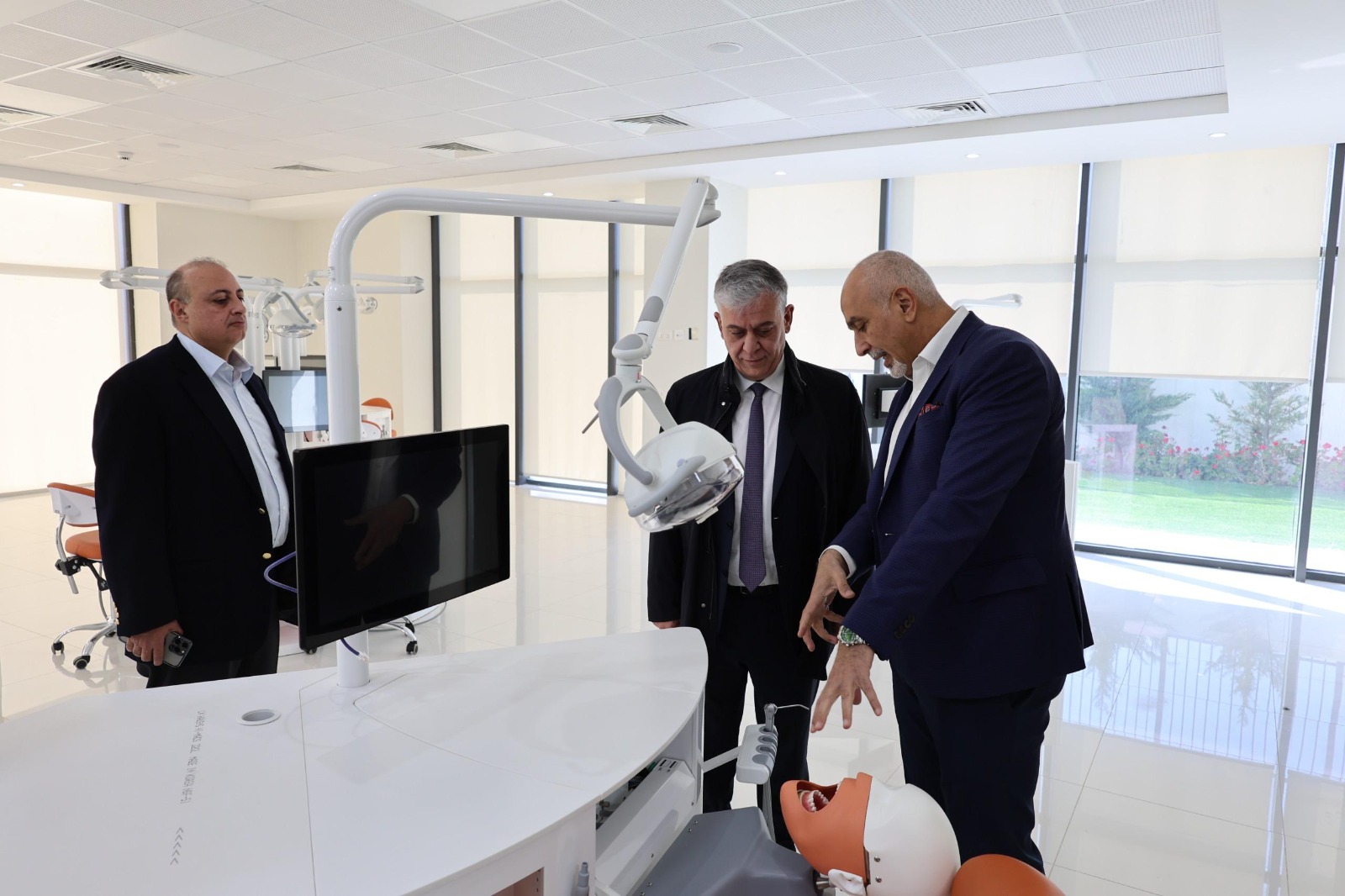 Madar Al-Saa Images 0.7536605895813138