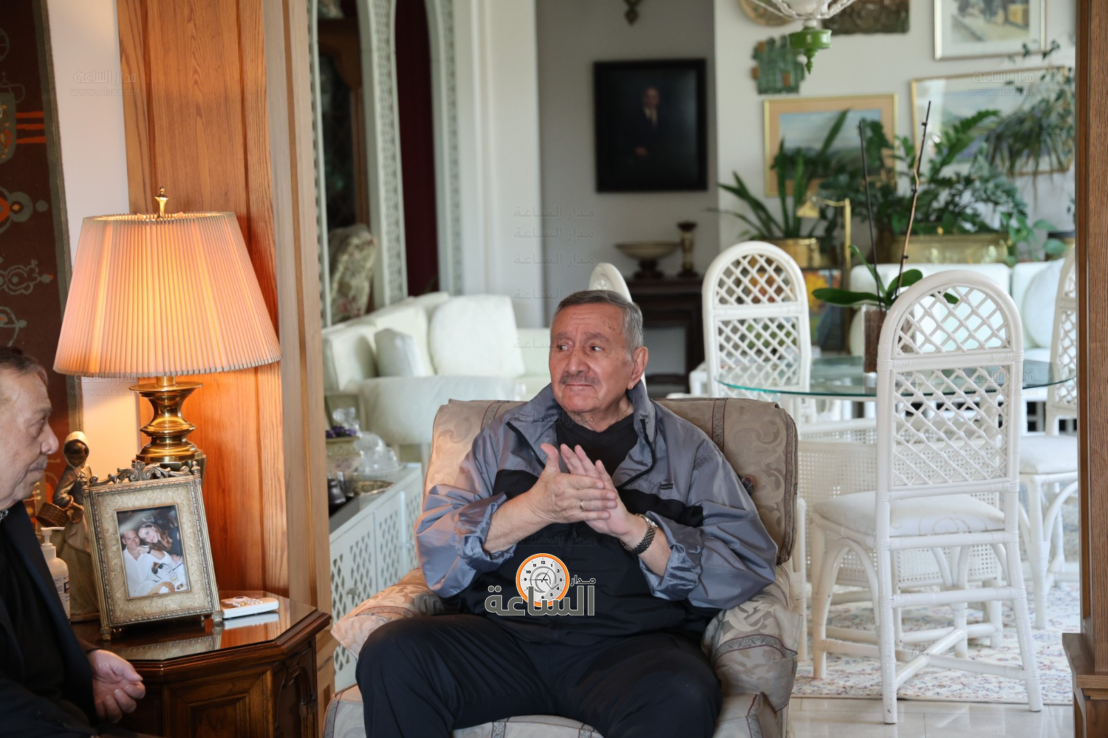 Madar Al-Saa Images 0.850982607018951