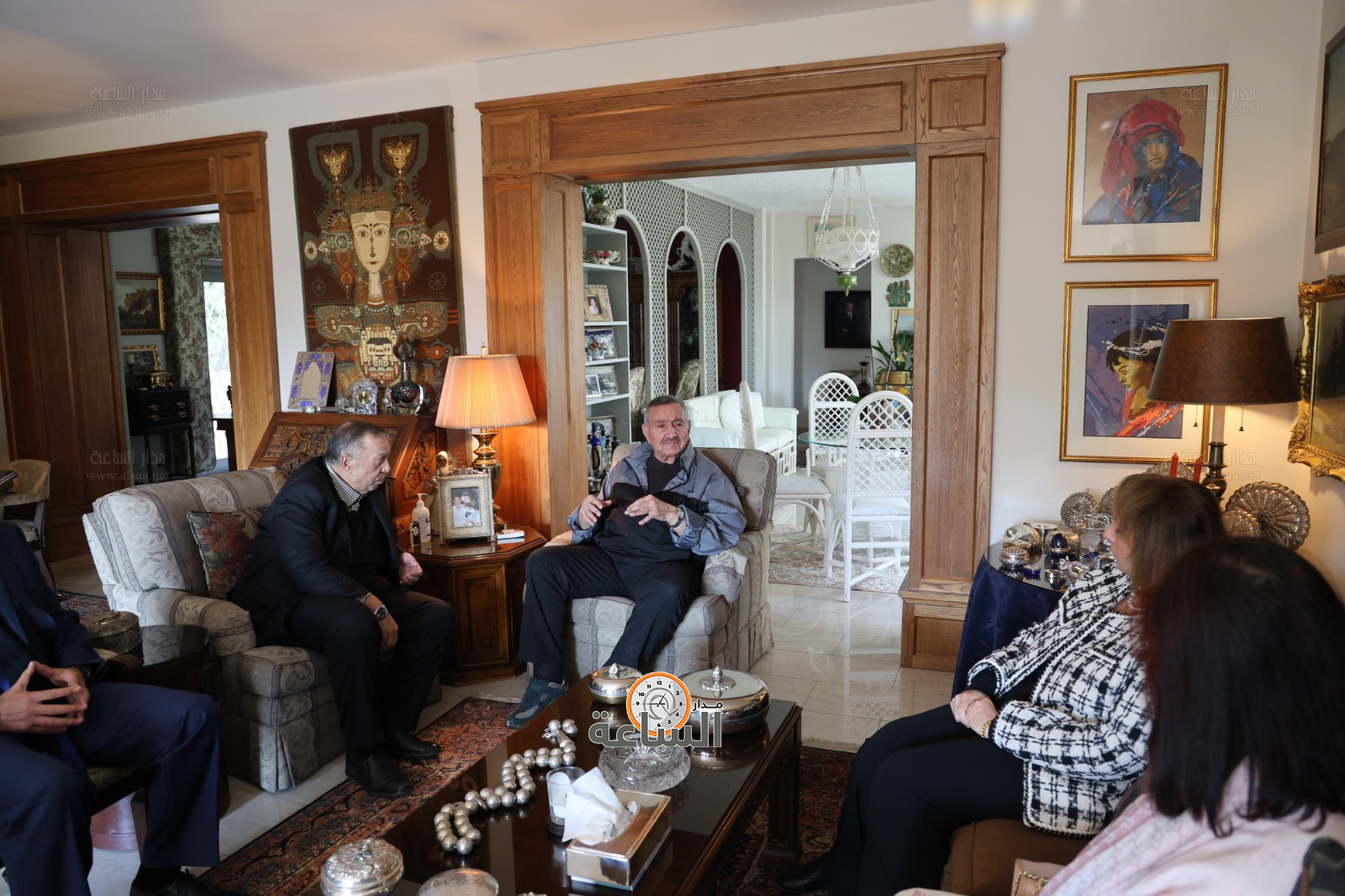 Madar Al-Saa Images 0.1352715420665831