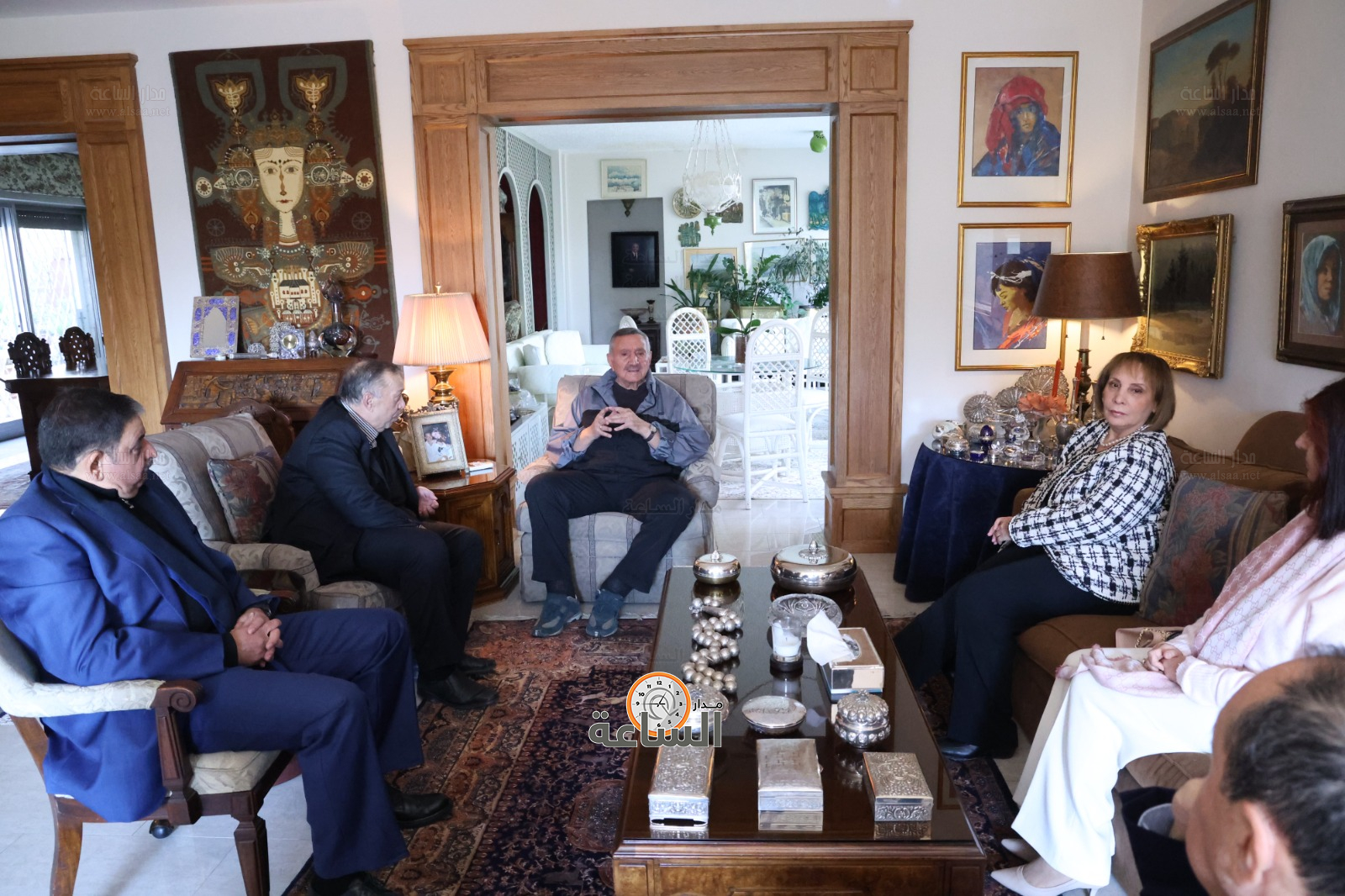 Madar Al-Saa Images 0.32967249358769846