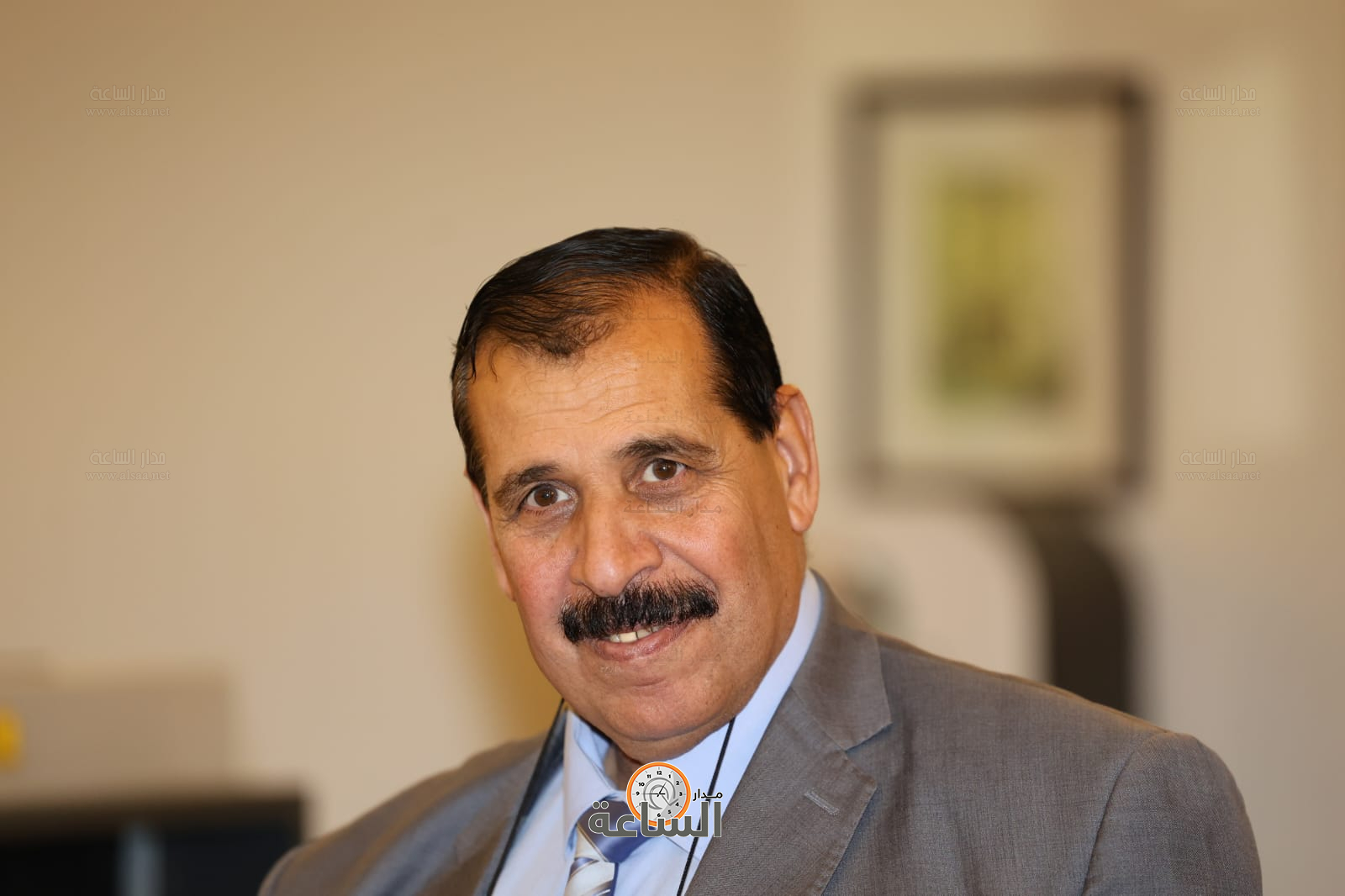 Madar Al-Saa Images 0.16359158404933427