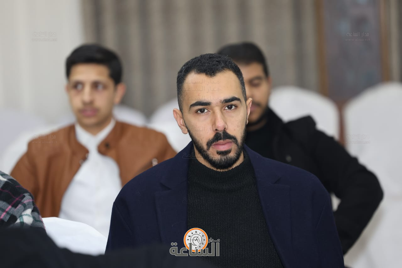 Madar Al-Saa Images 0.15678114598421677