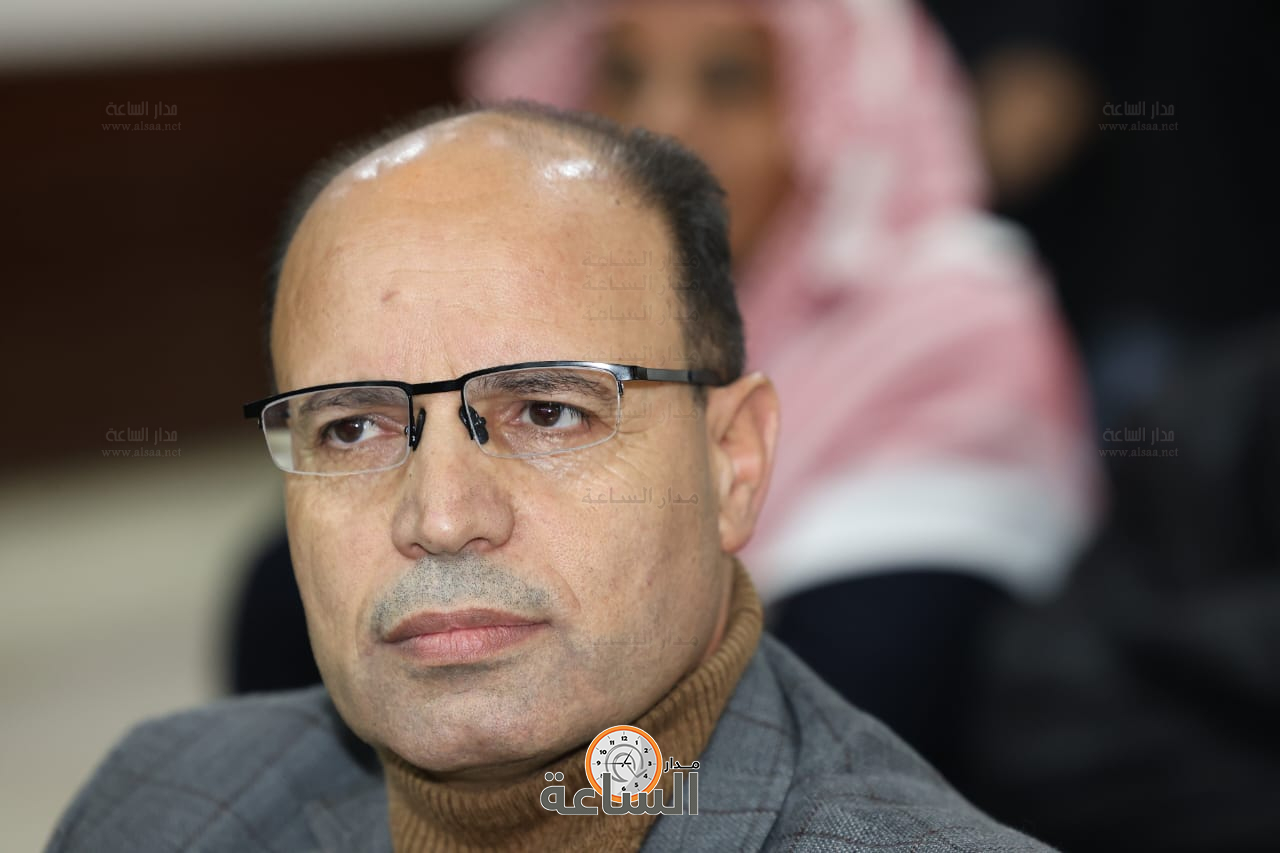 Madar Al-Saa Images 0.0251958331059694