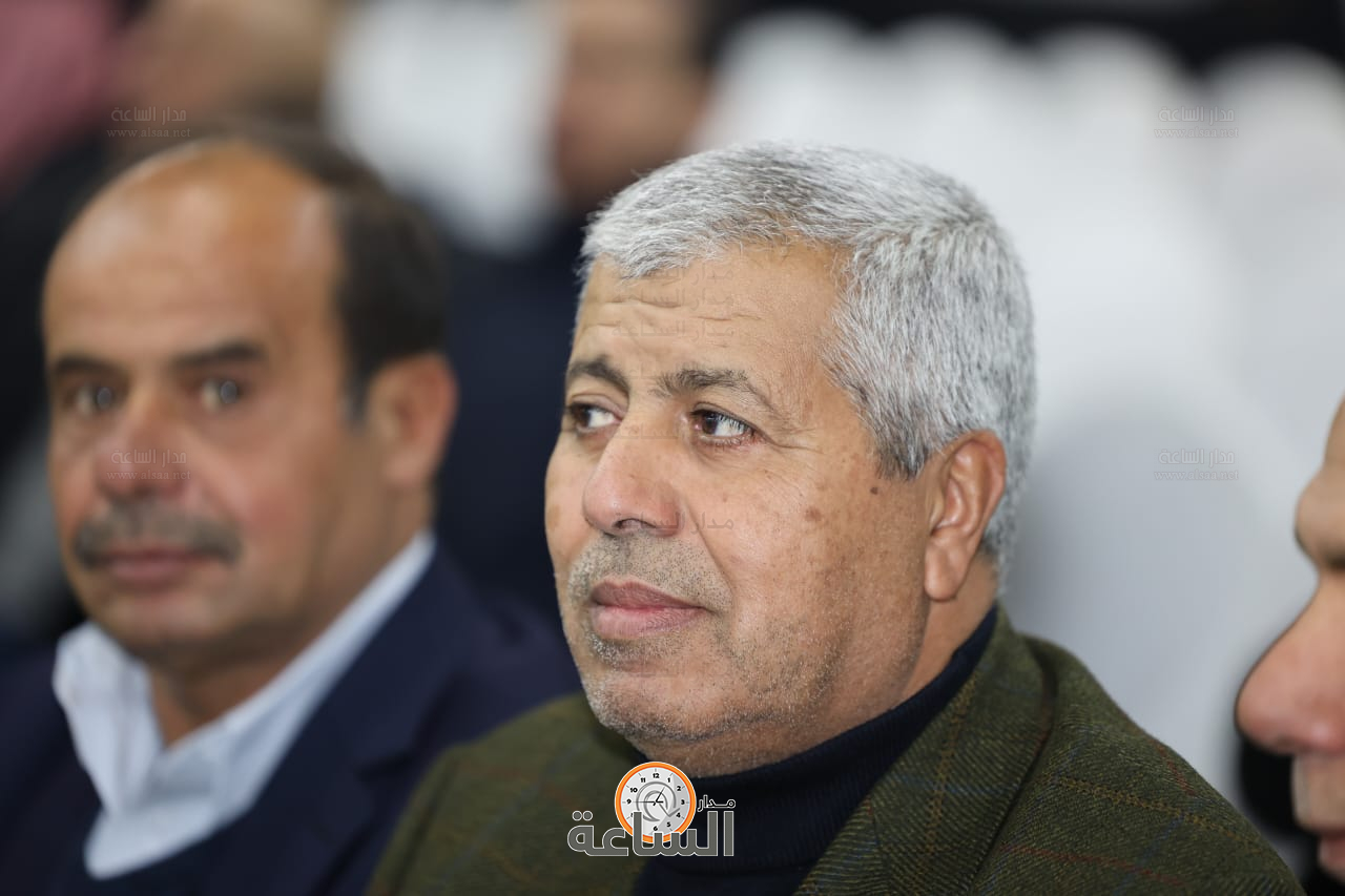 Madar Al-Saa Images 0.07850262892660509